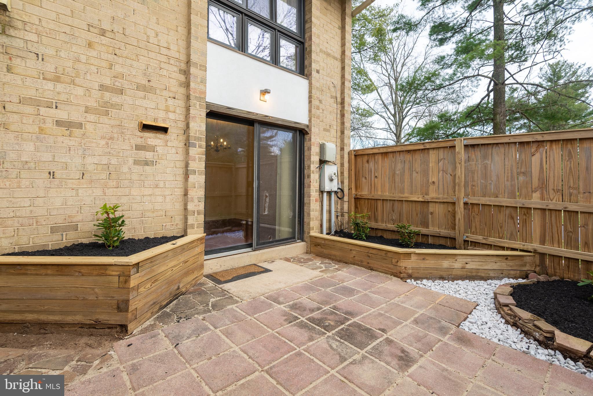 VILLAGE OF LONG REACH - Residential