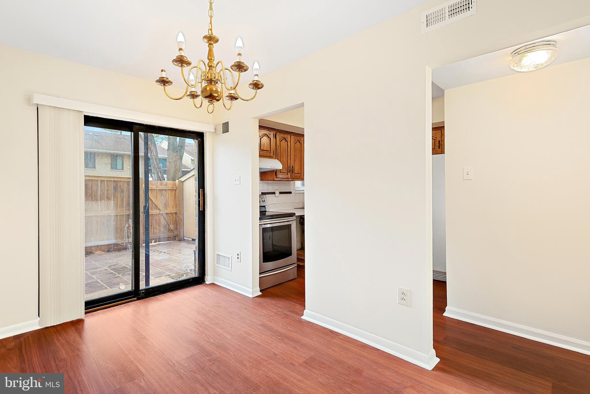 VILLAGE OF LONG REACH - Residential