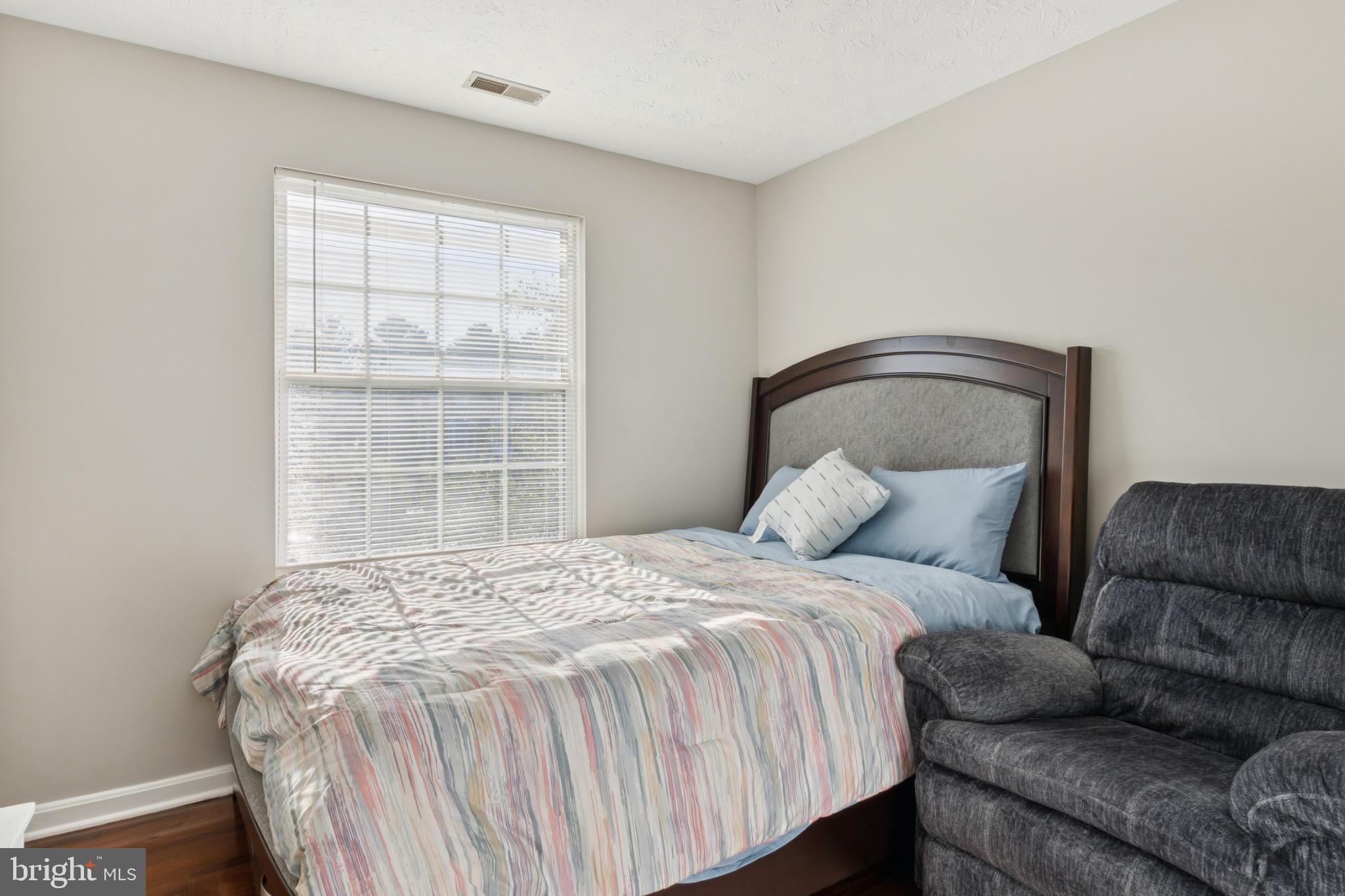 SNOWDEN RIDGE - Residential