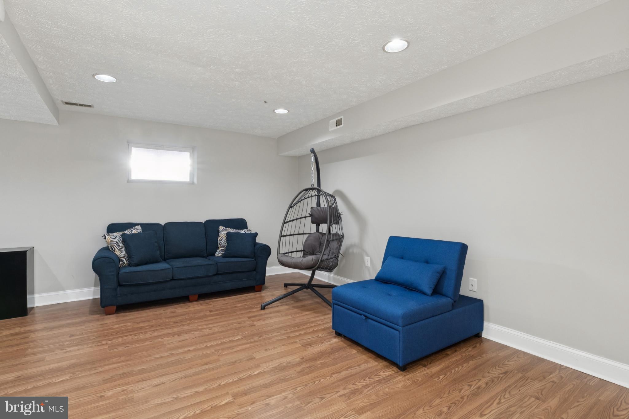 SNOWDEN RIDGE - Residential