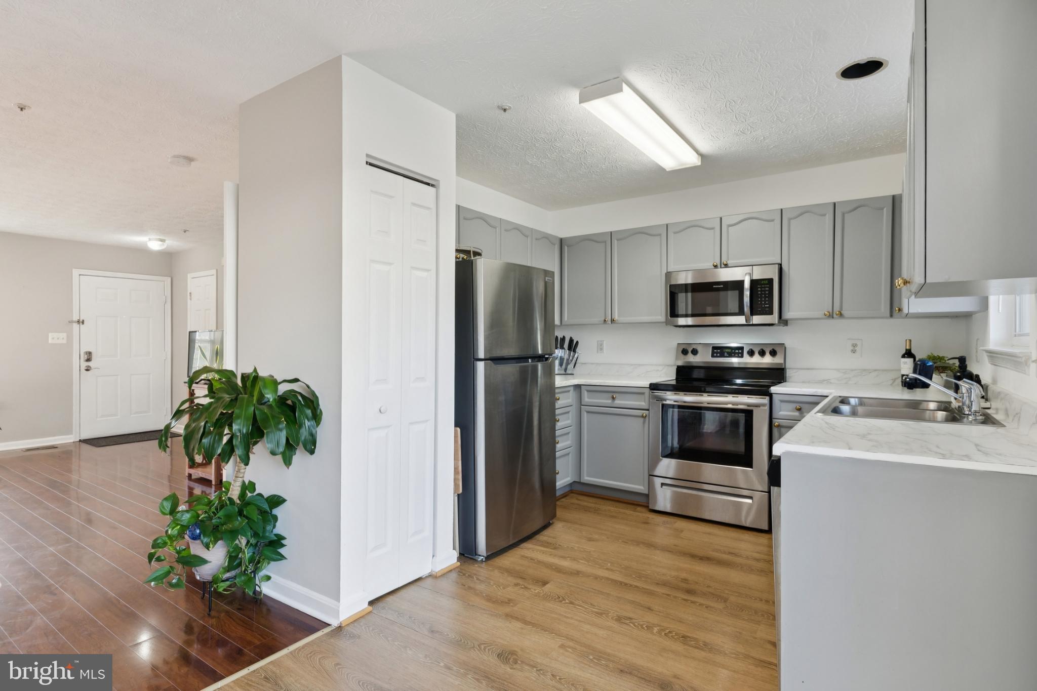 SNOWDEN RIDGE - Residential