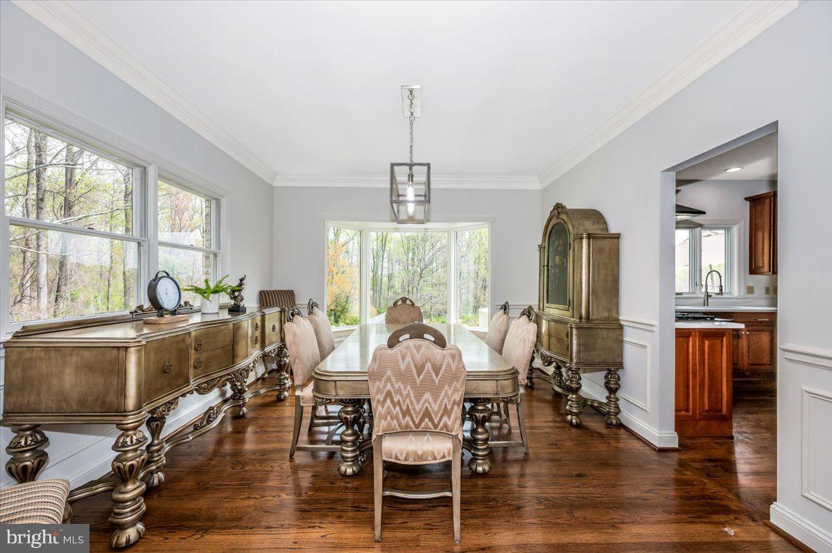 TWELVE HILLS - Residential