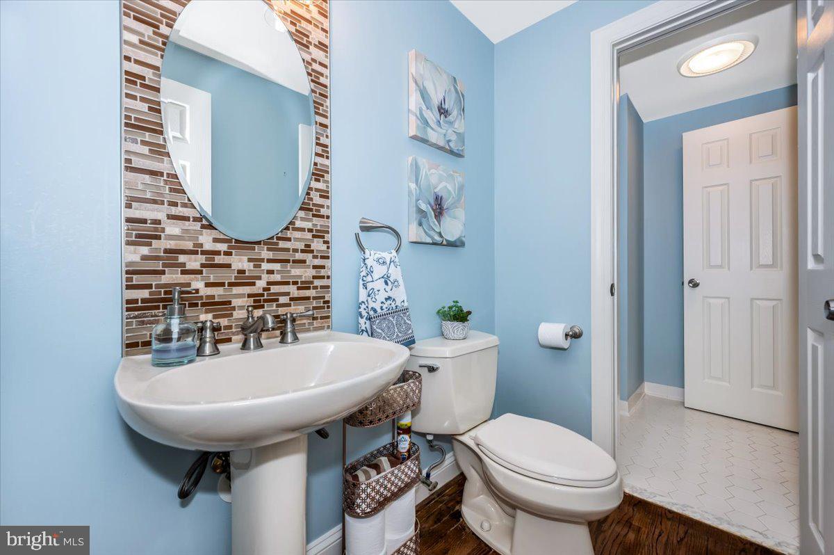 TWELVE HILLS - Residential