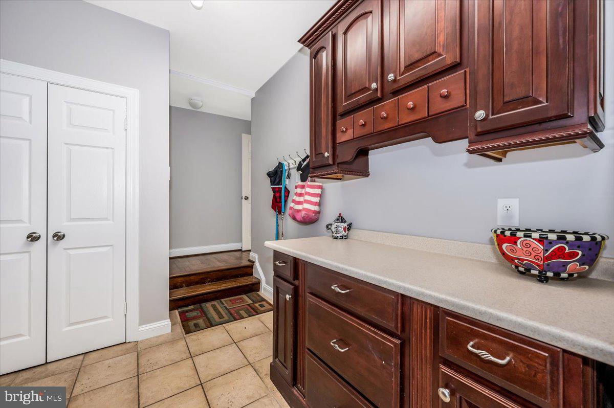 TWELVE HILLS - Residential