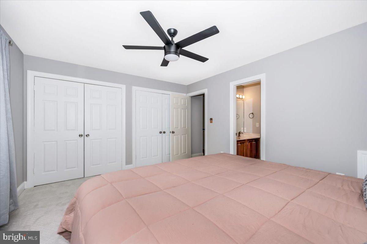 TWELVE HILLS - Residential