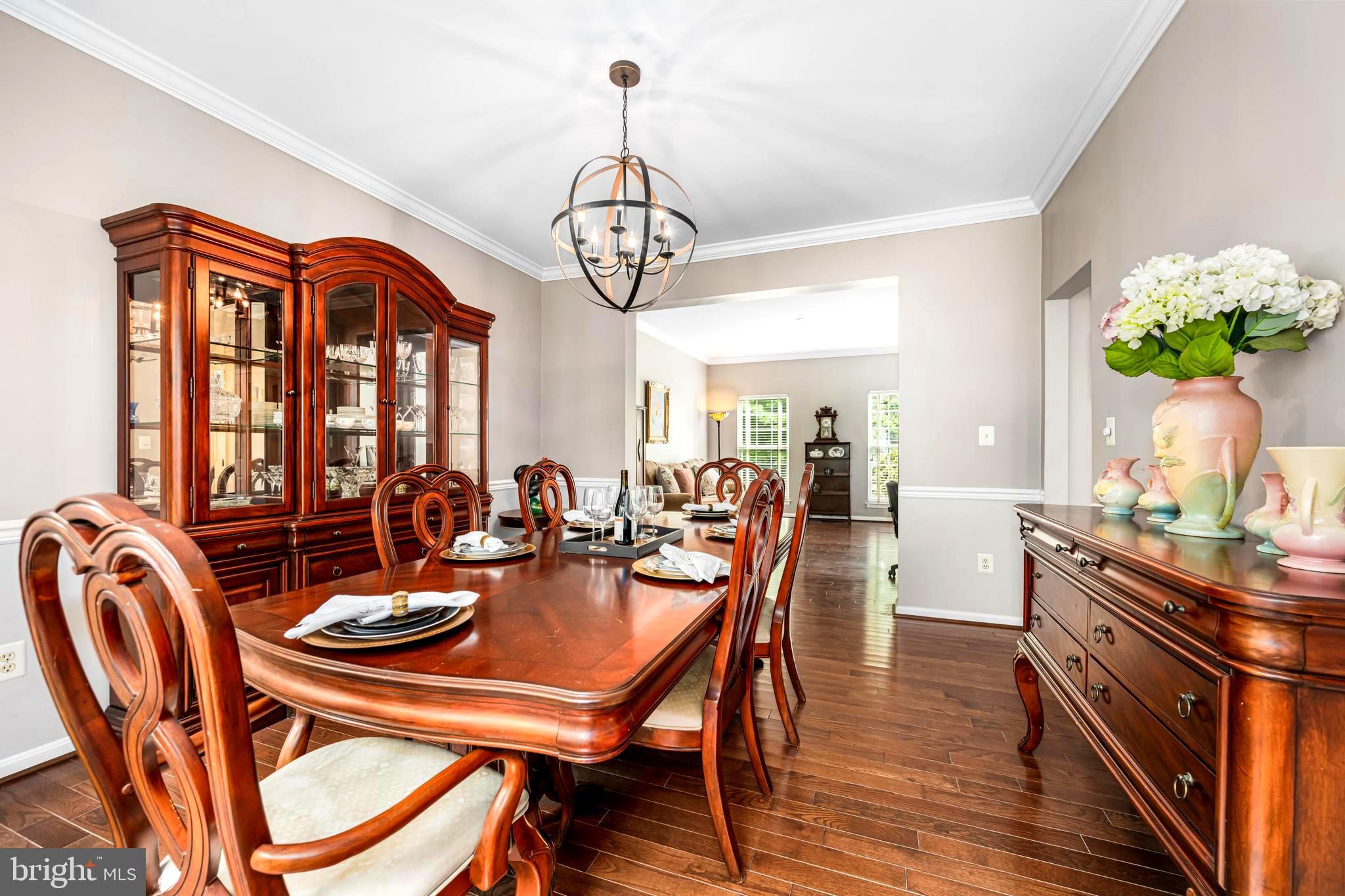 315 CROSS CREEK COURT