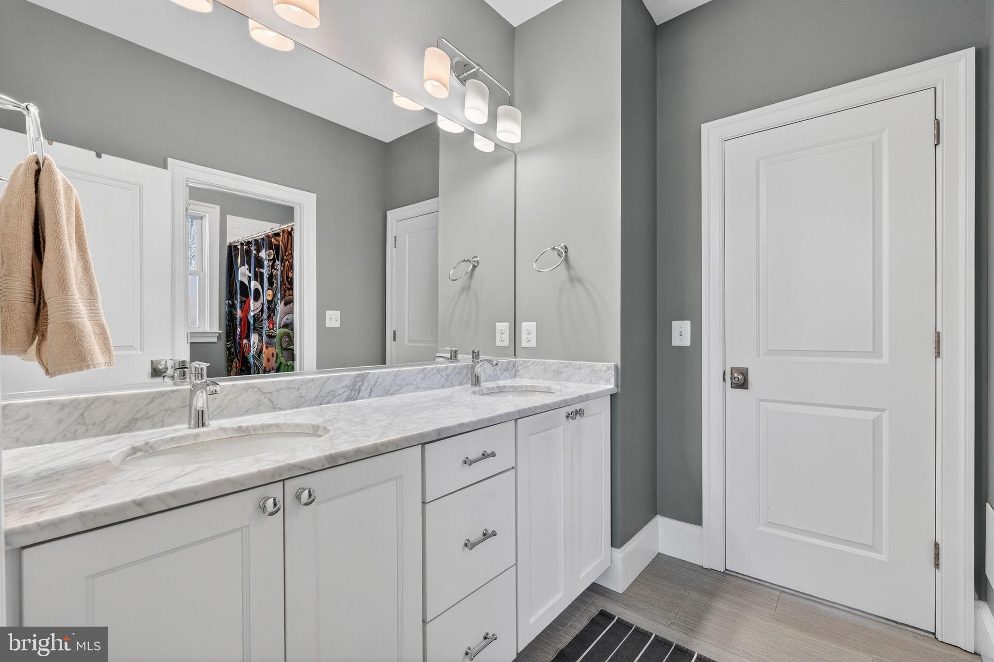 ALCOVA HEIGHTS - Residential