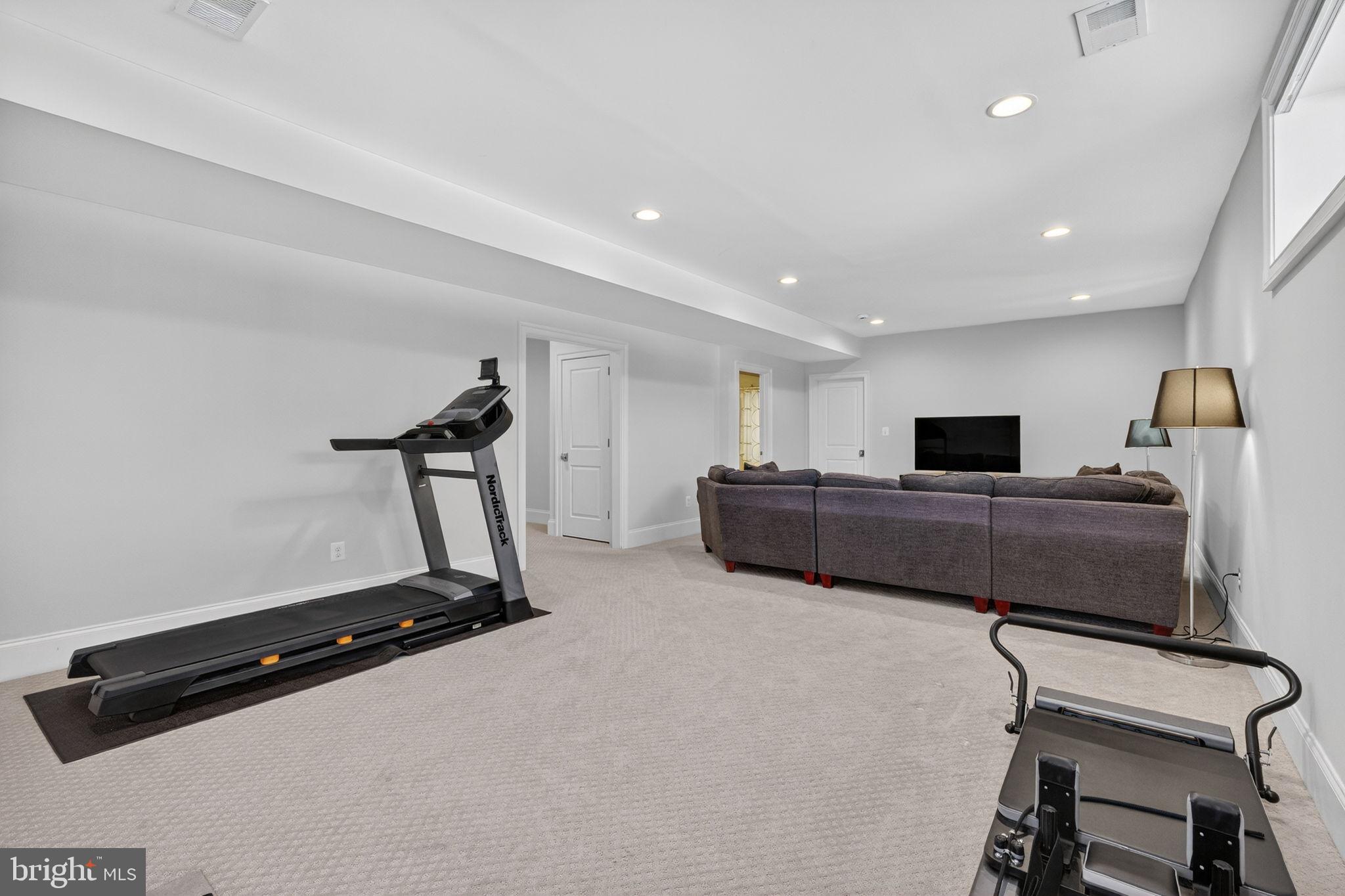 ALCOVA HEIGHTS - Residential