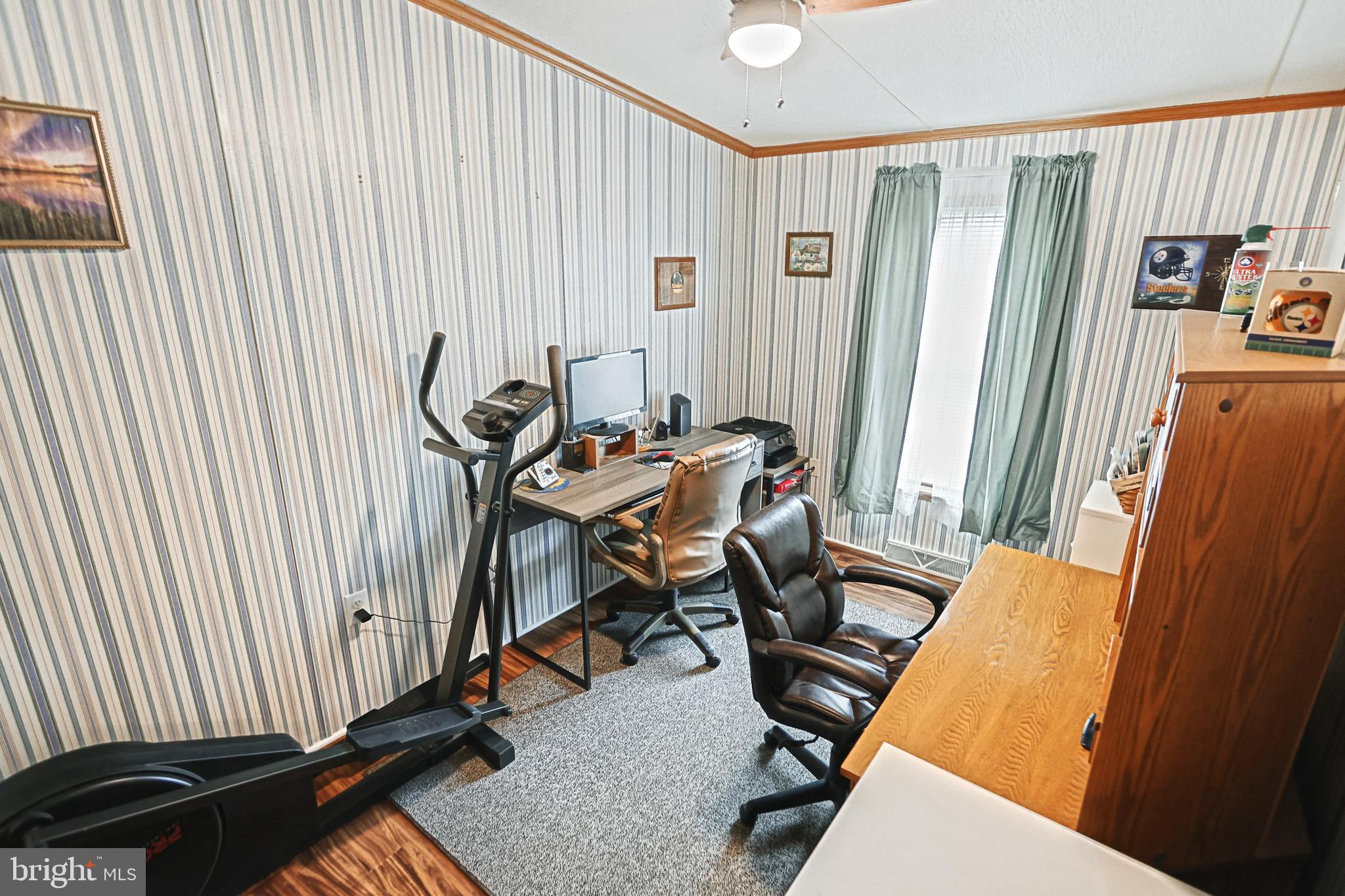 PINE RUN RETIREMENT COMMUNITY - Residential