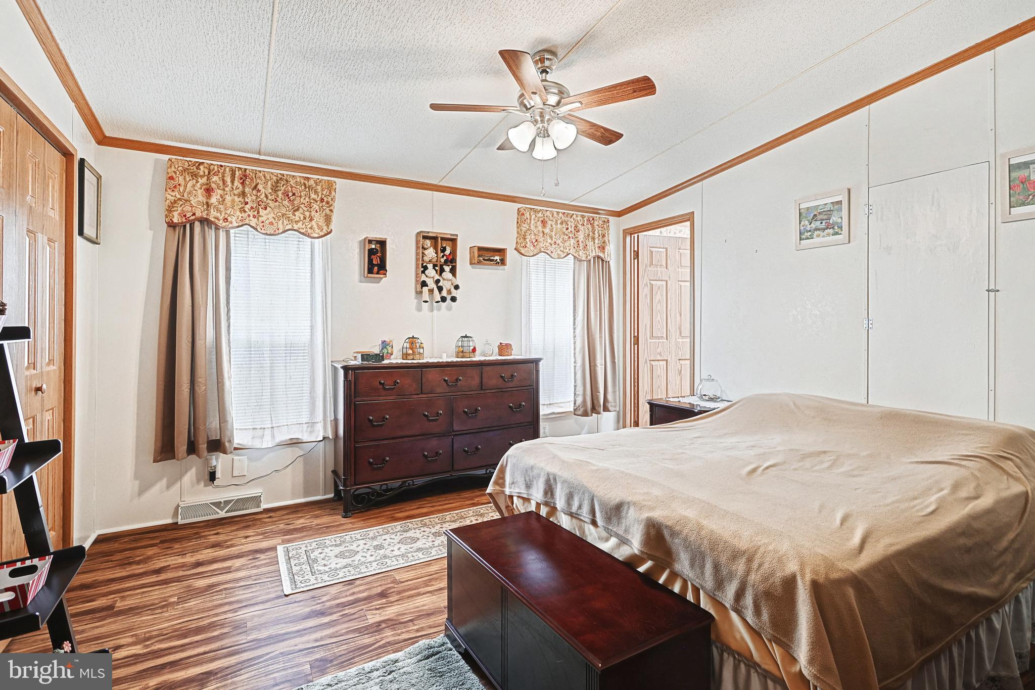 PINE RUN RETIREMENT COMMUNITY - Residential