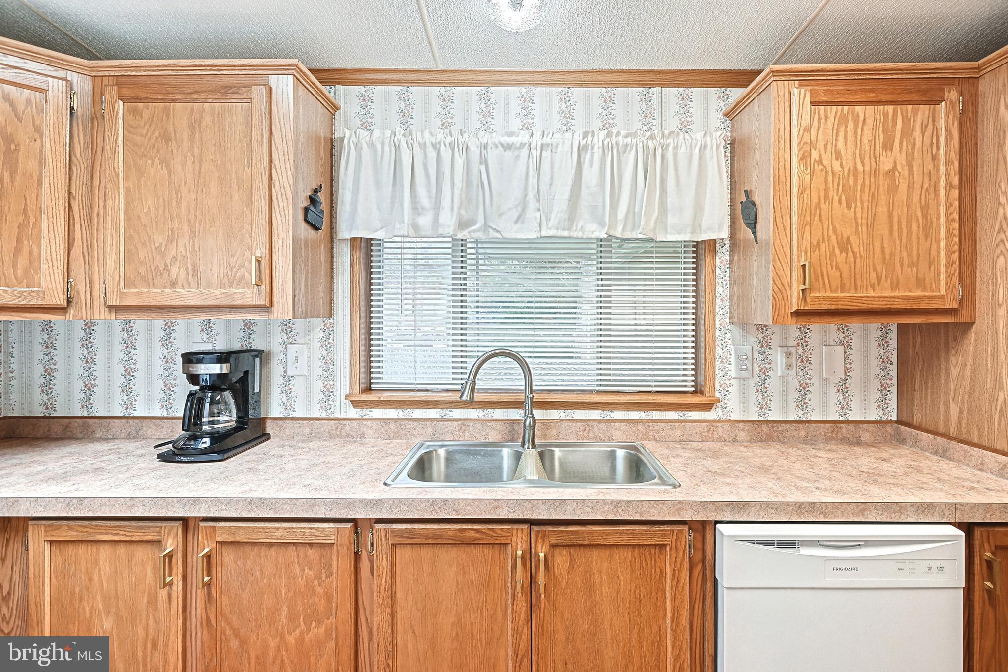 PINE RUN RETIREMENT COMMUNITY - Residential