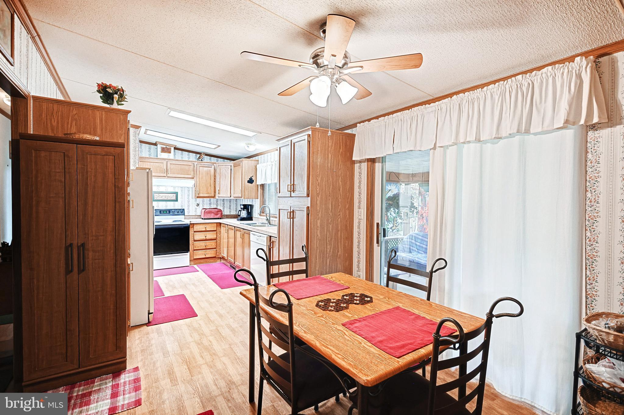 PINE RUN RETIREMENT COMMUNITY - Residential