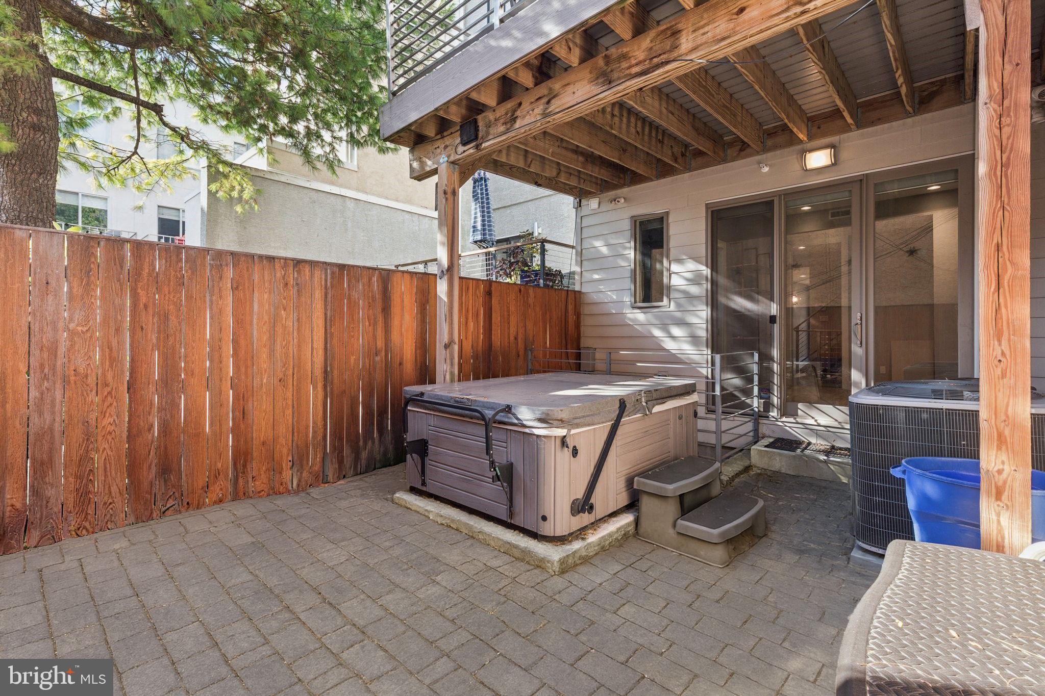 GRADUATE HOSPITAL - Residential