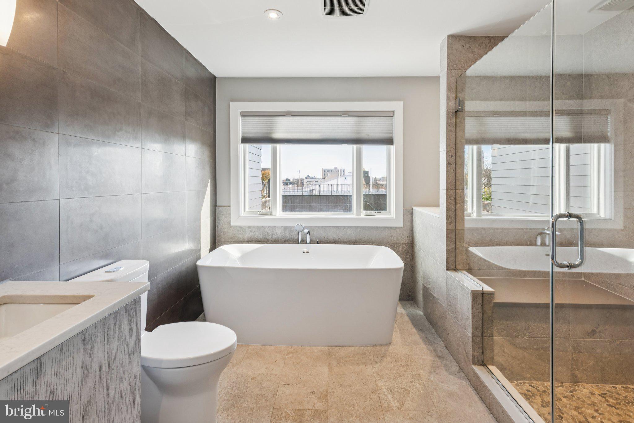 GRADUATE HOSPITAL - Residential