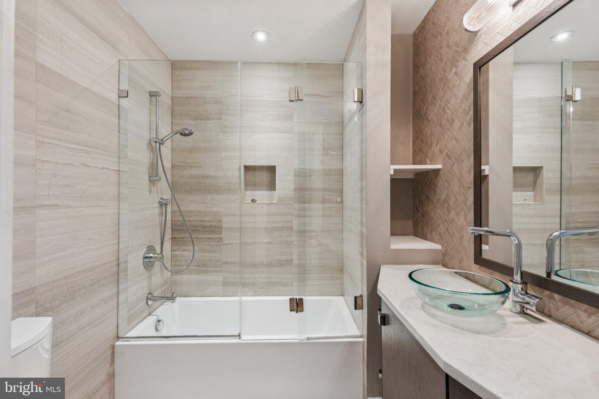 GRADUATE HOSPITAL - Residential