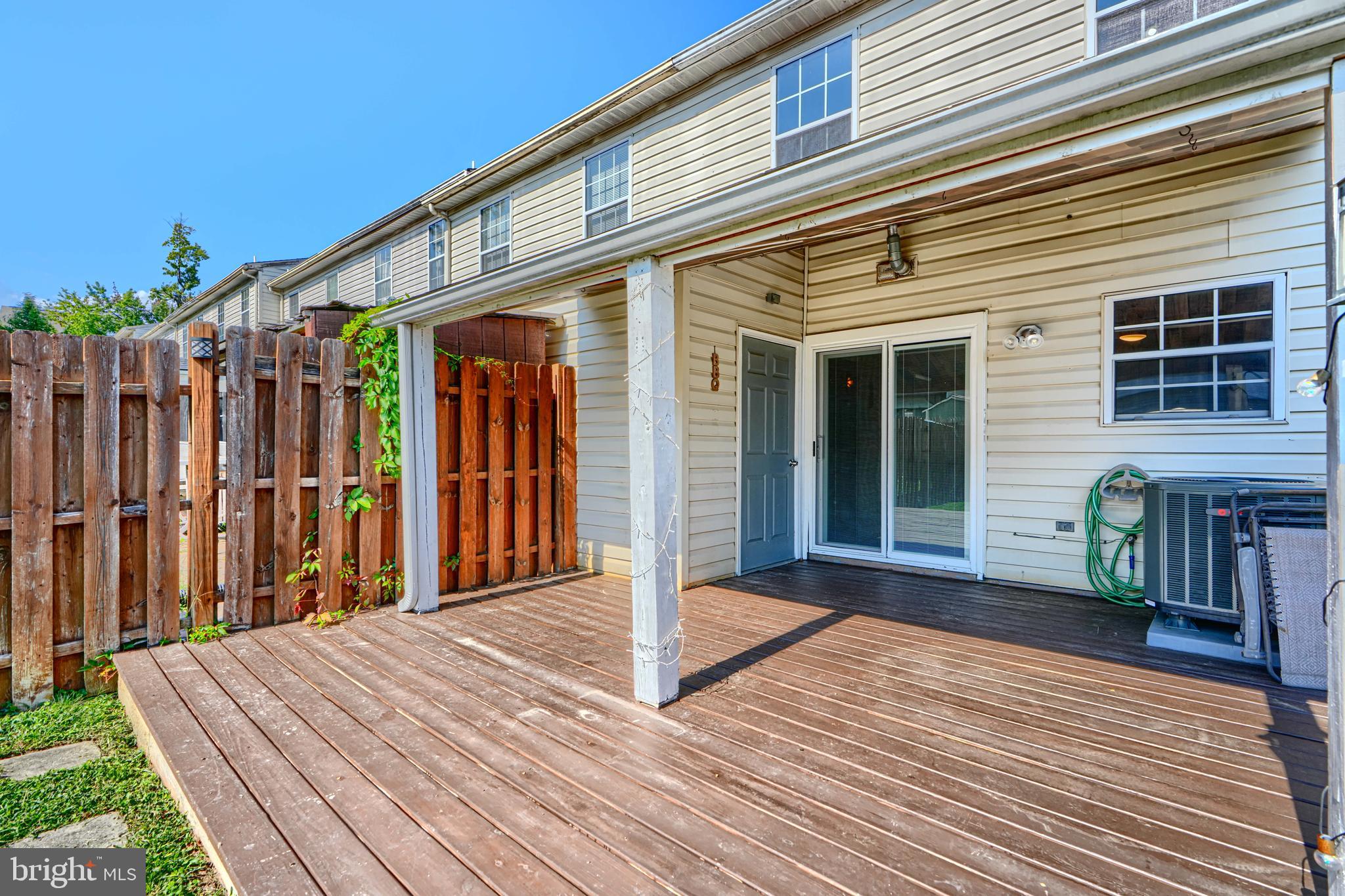 VILLAGE OF PAWNEE - Residential