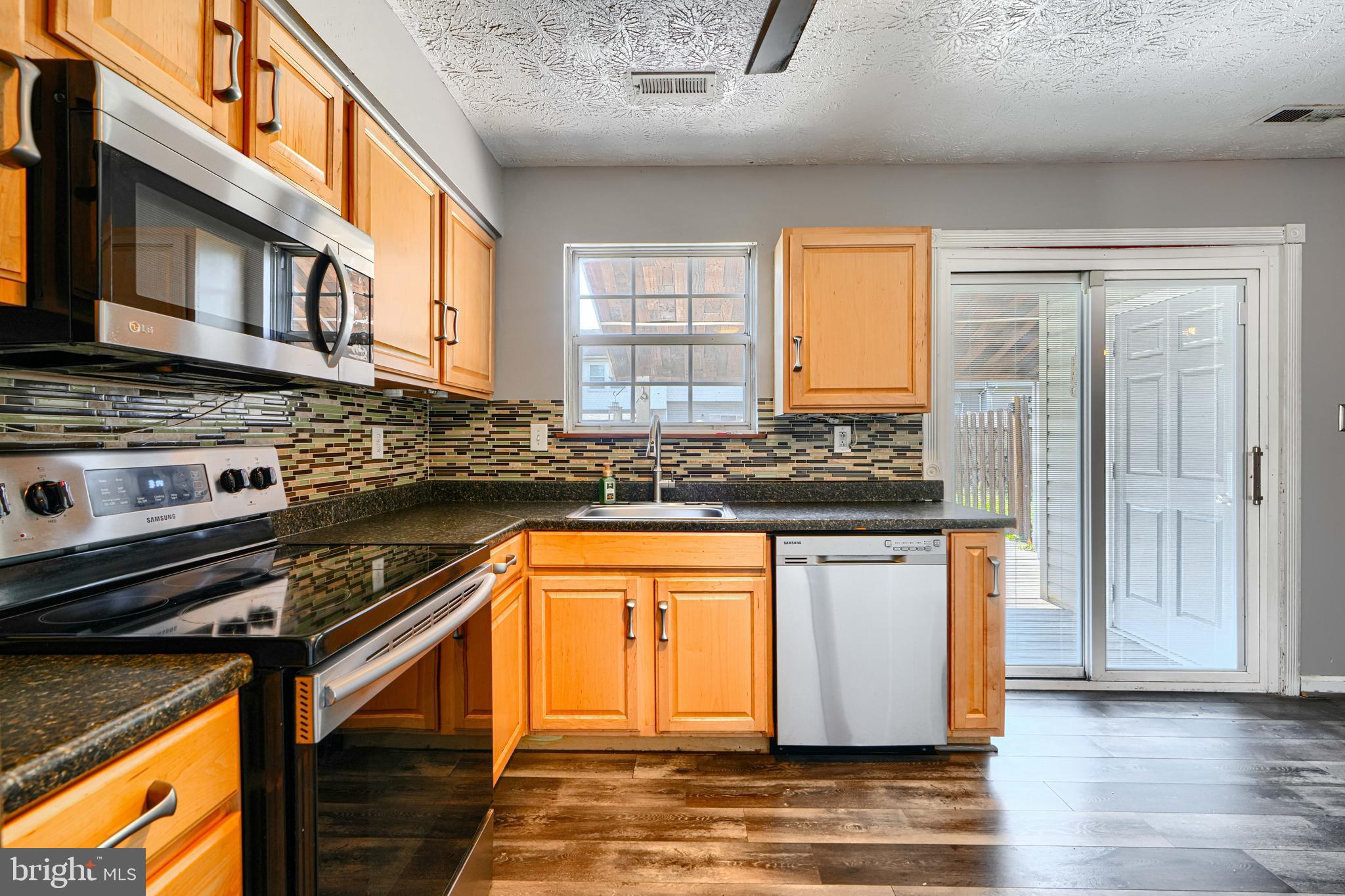 VILLAGE OF PAWNEE - Residential