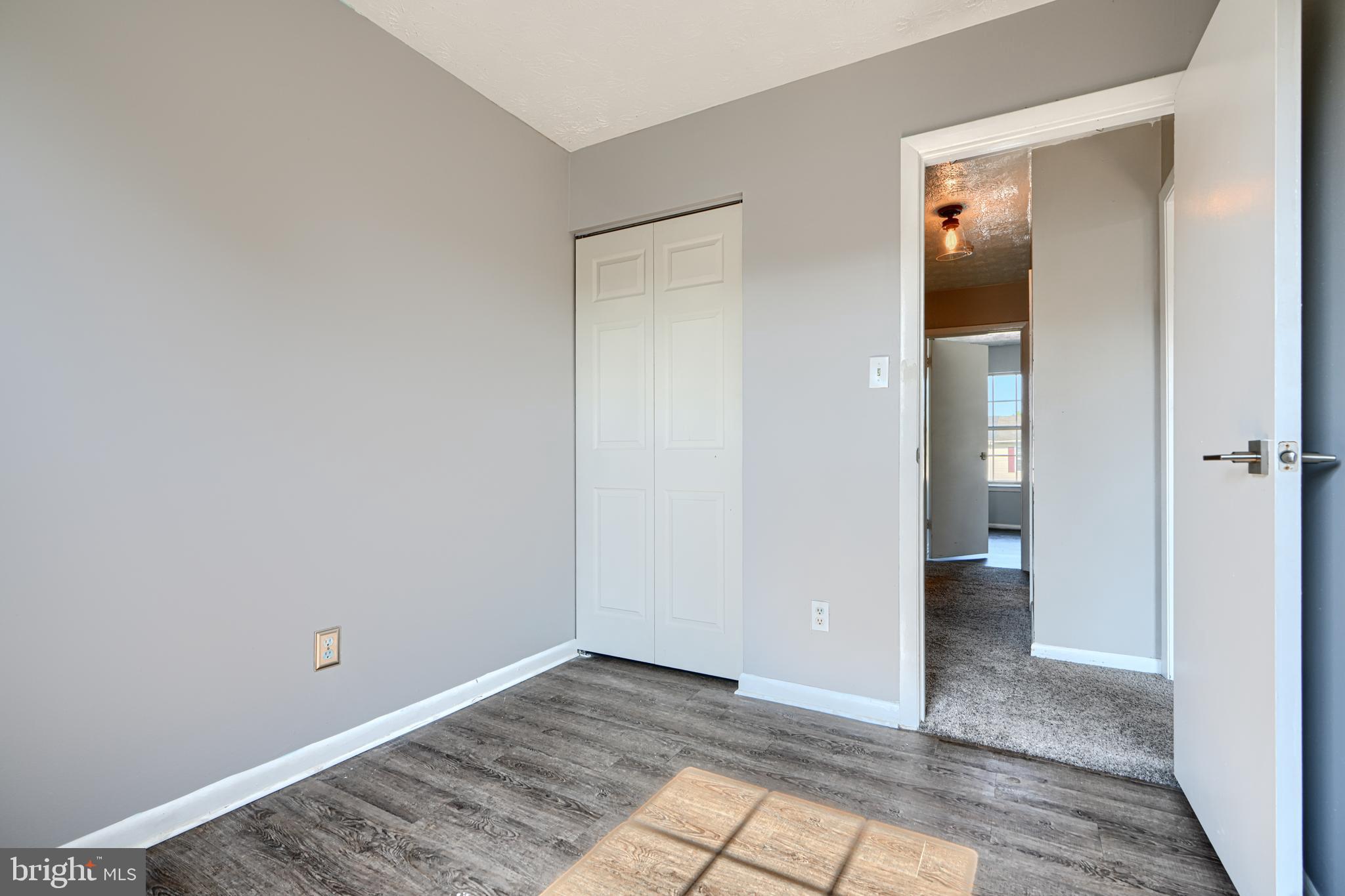 VILLAGE OF PAWNEE - Residential