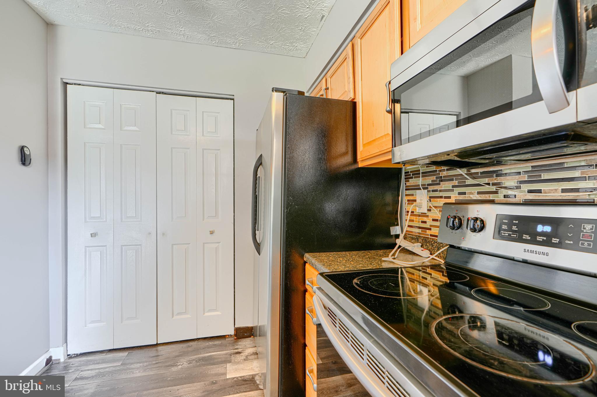 VILLAGE OF PAWNEE - Residential