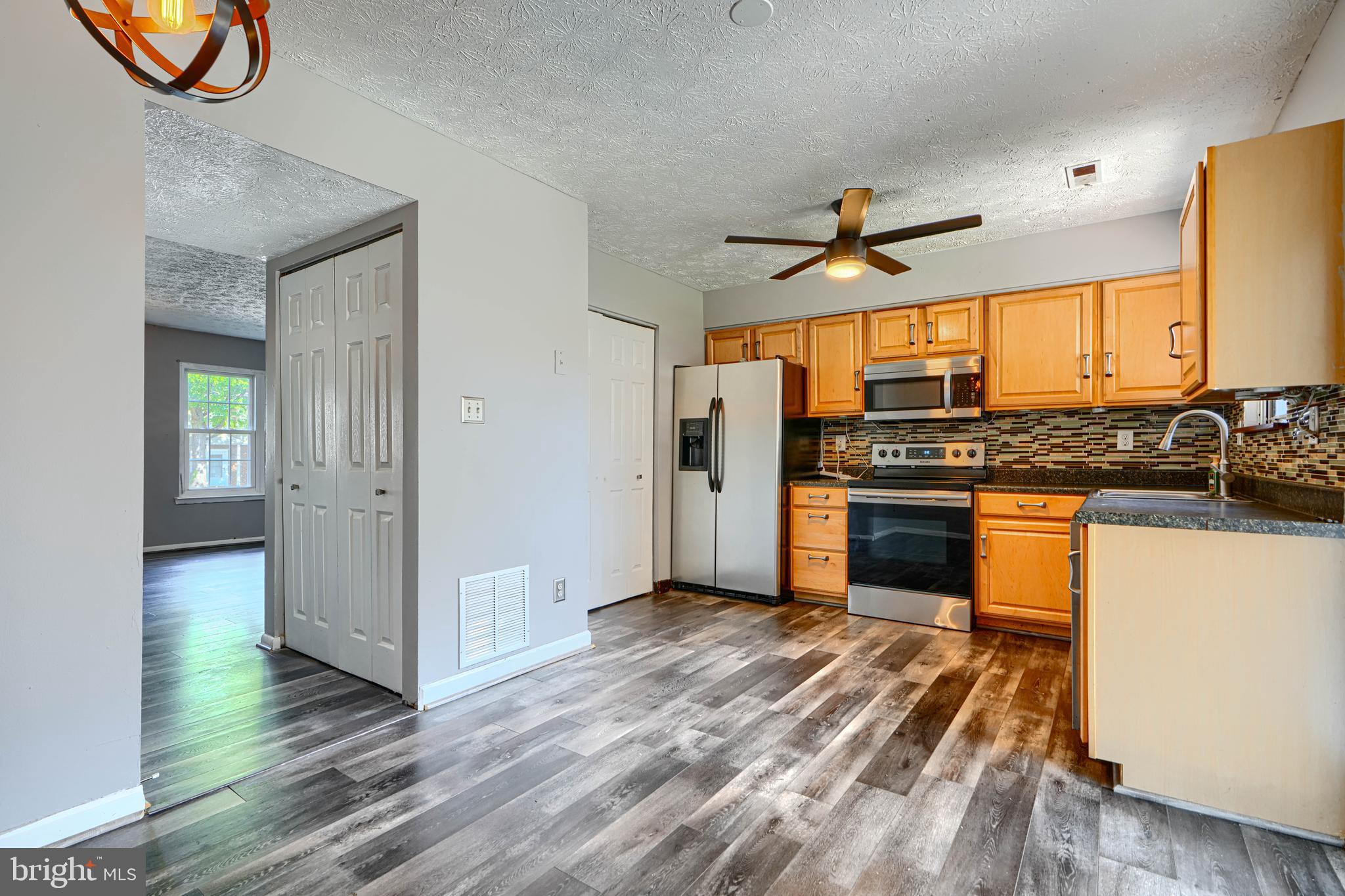 VILLAGE OF PAWNEE - Residential