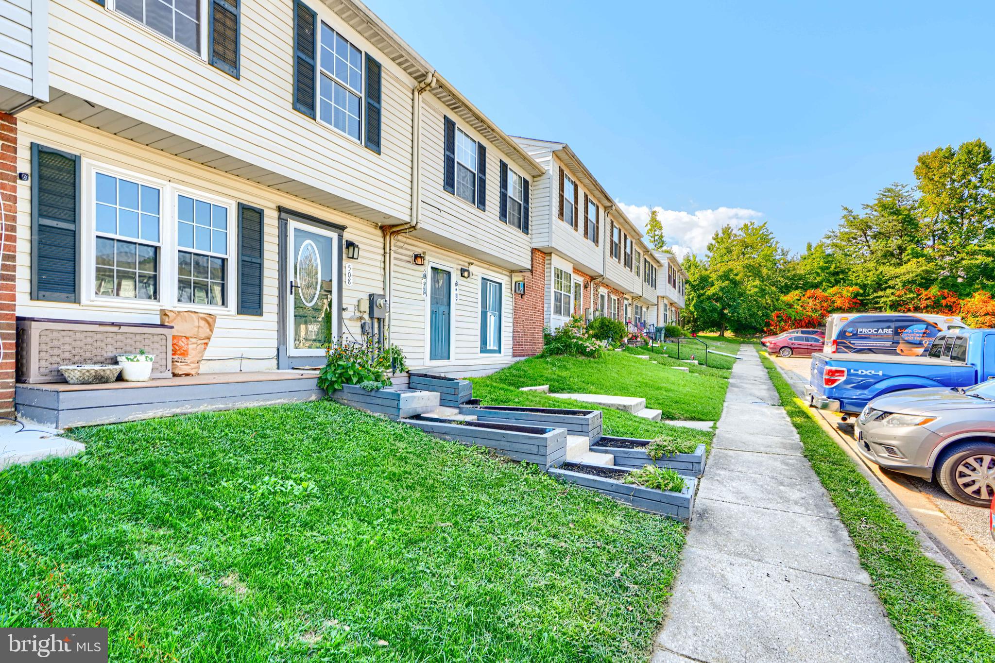 VILLAGE OF PAWNEE - Residential