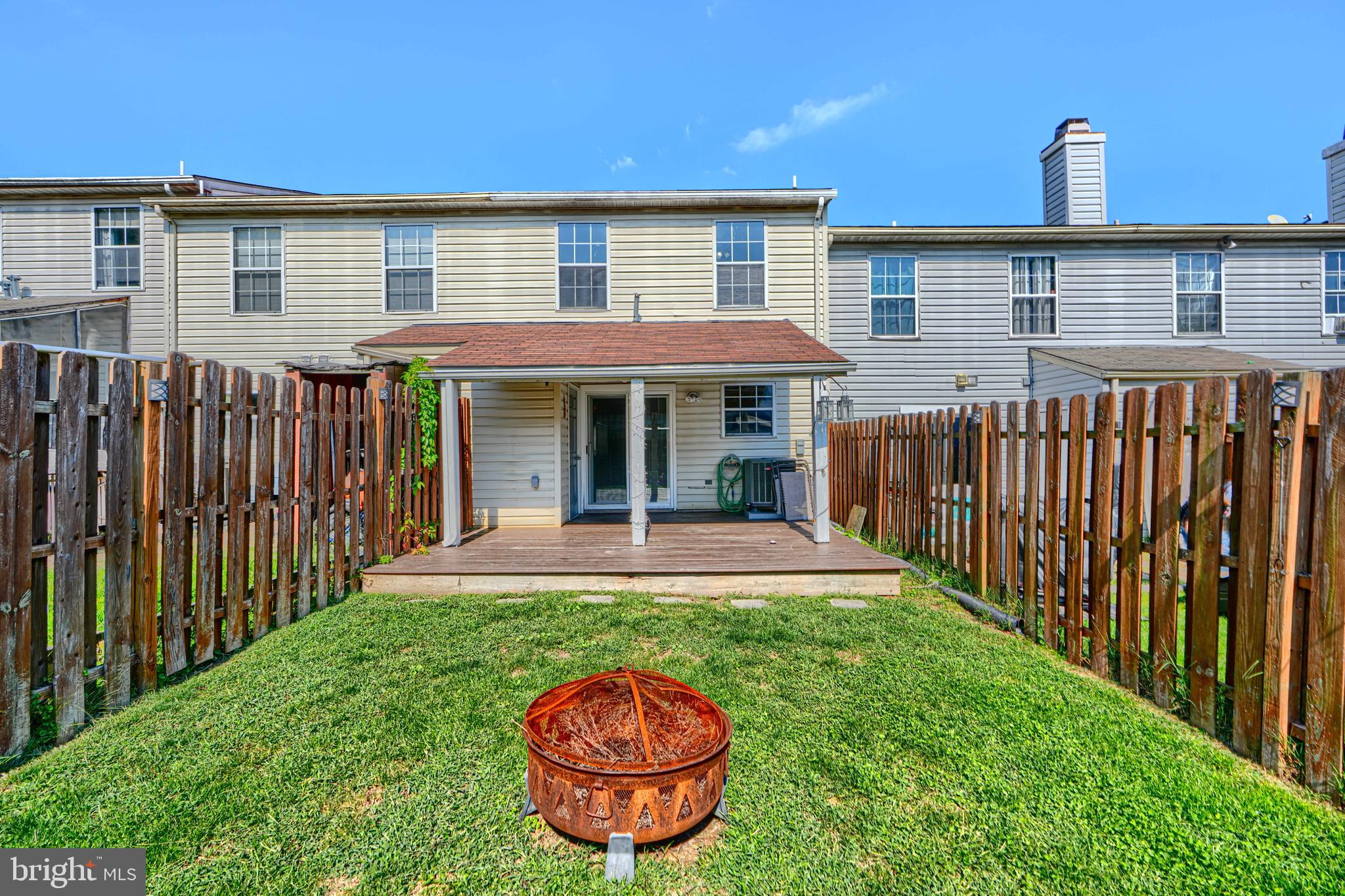 VILLAGE OF PAWNEE - Residential