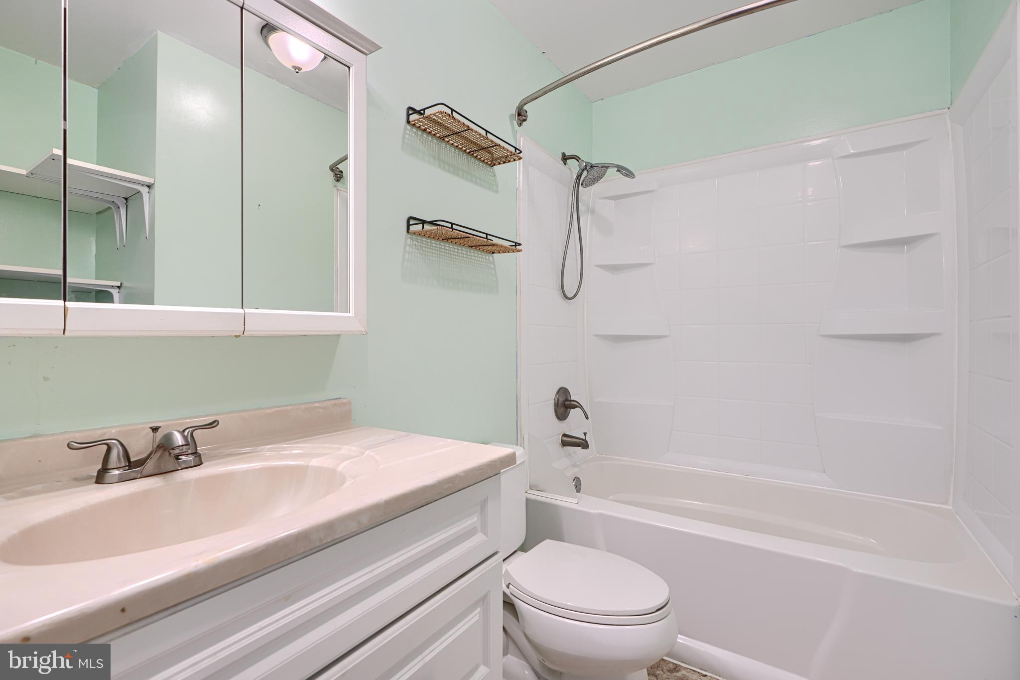 VILLAGE OF PAWNEE - Residential