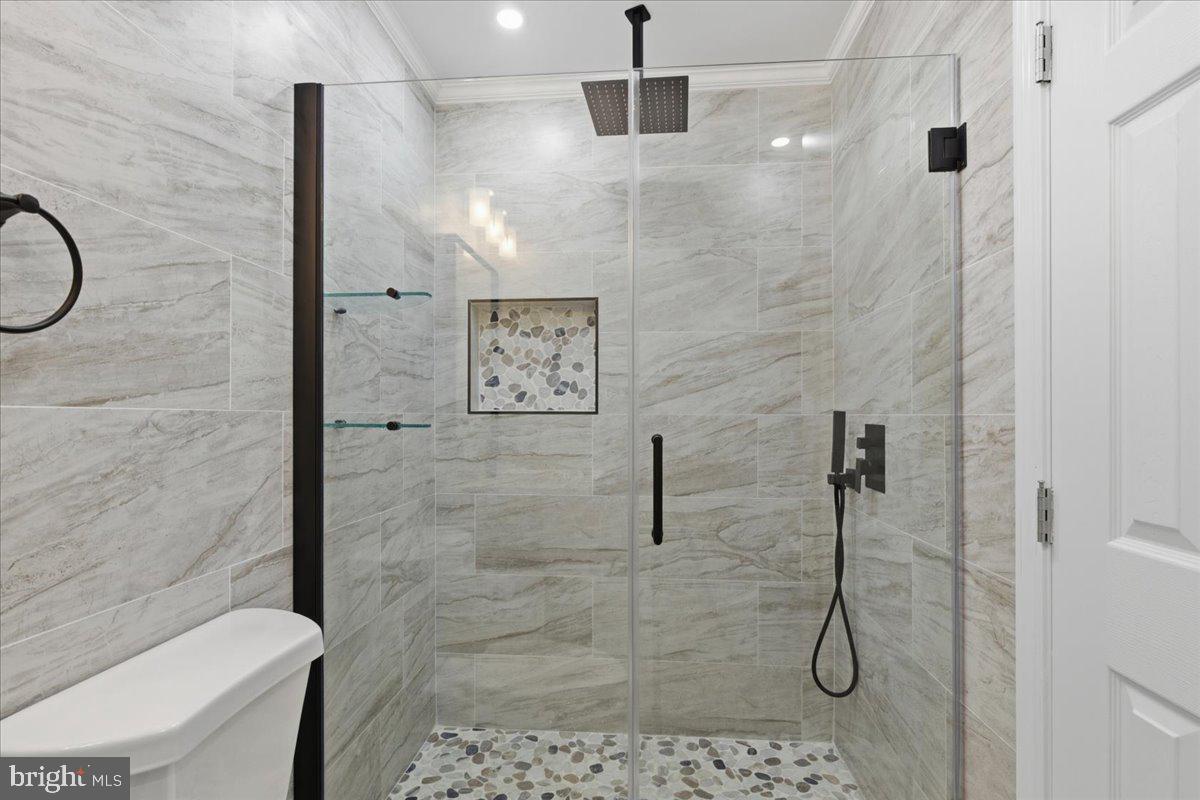 MIDDLERIDGE - Residential Lease