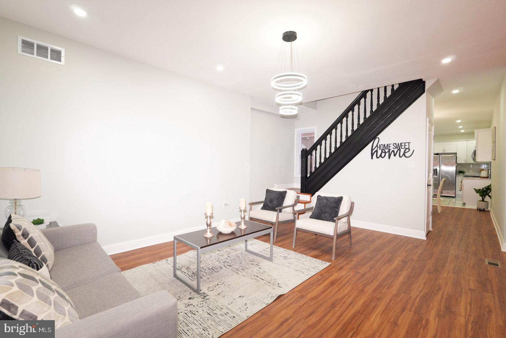 2103 N LOCUST STREET