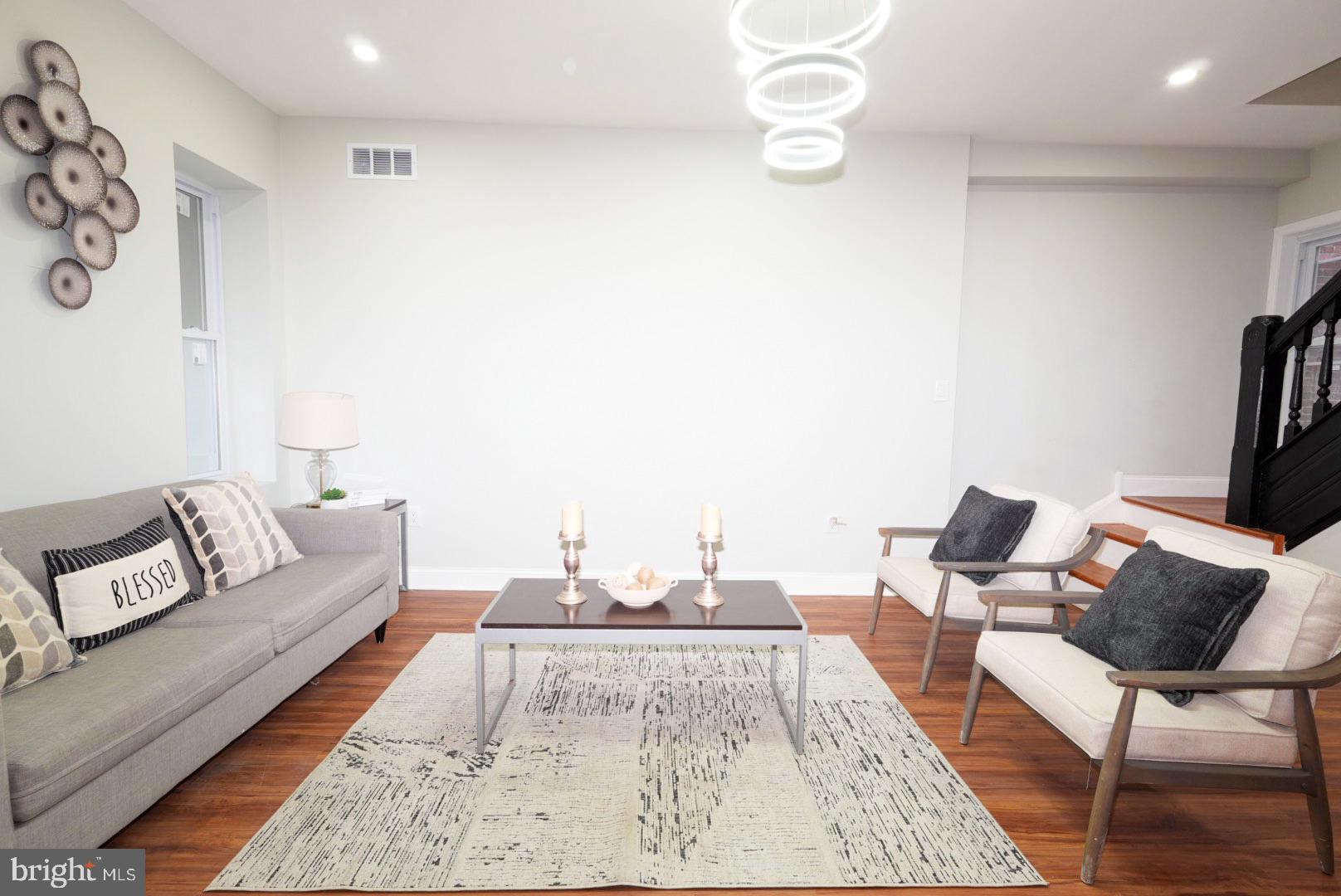 2103 N LOCUST STREET