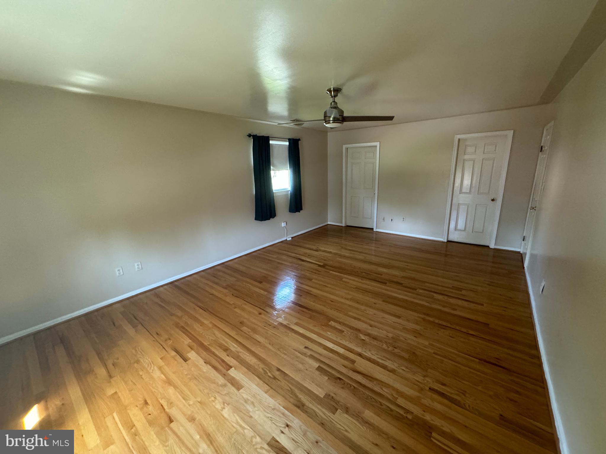 BRIARWOOD - Residential Lease