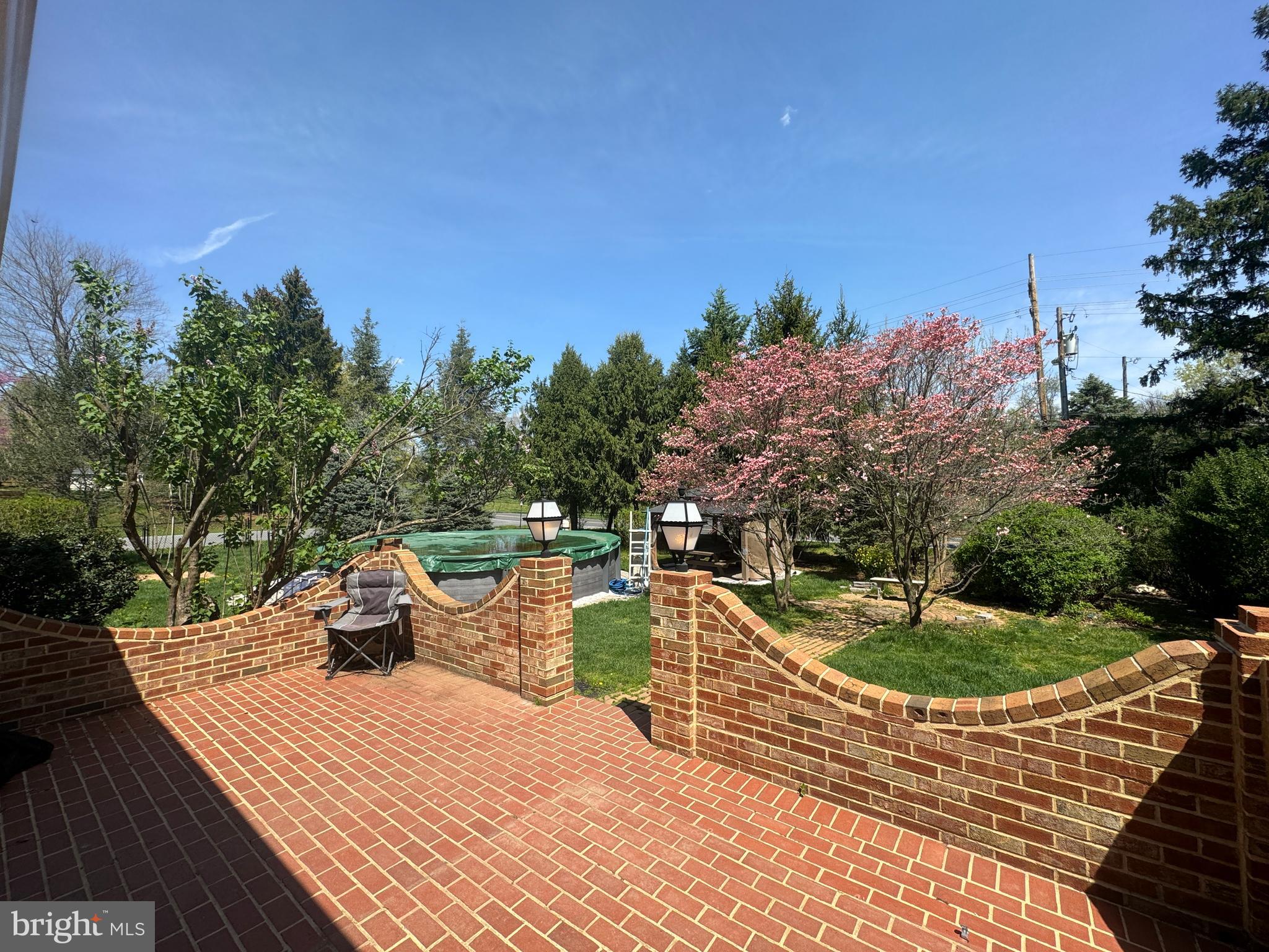 BRIARWOOD - Residential Lease