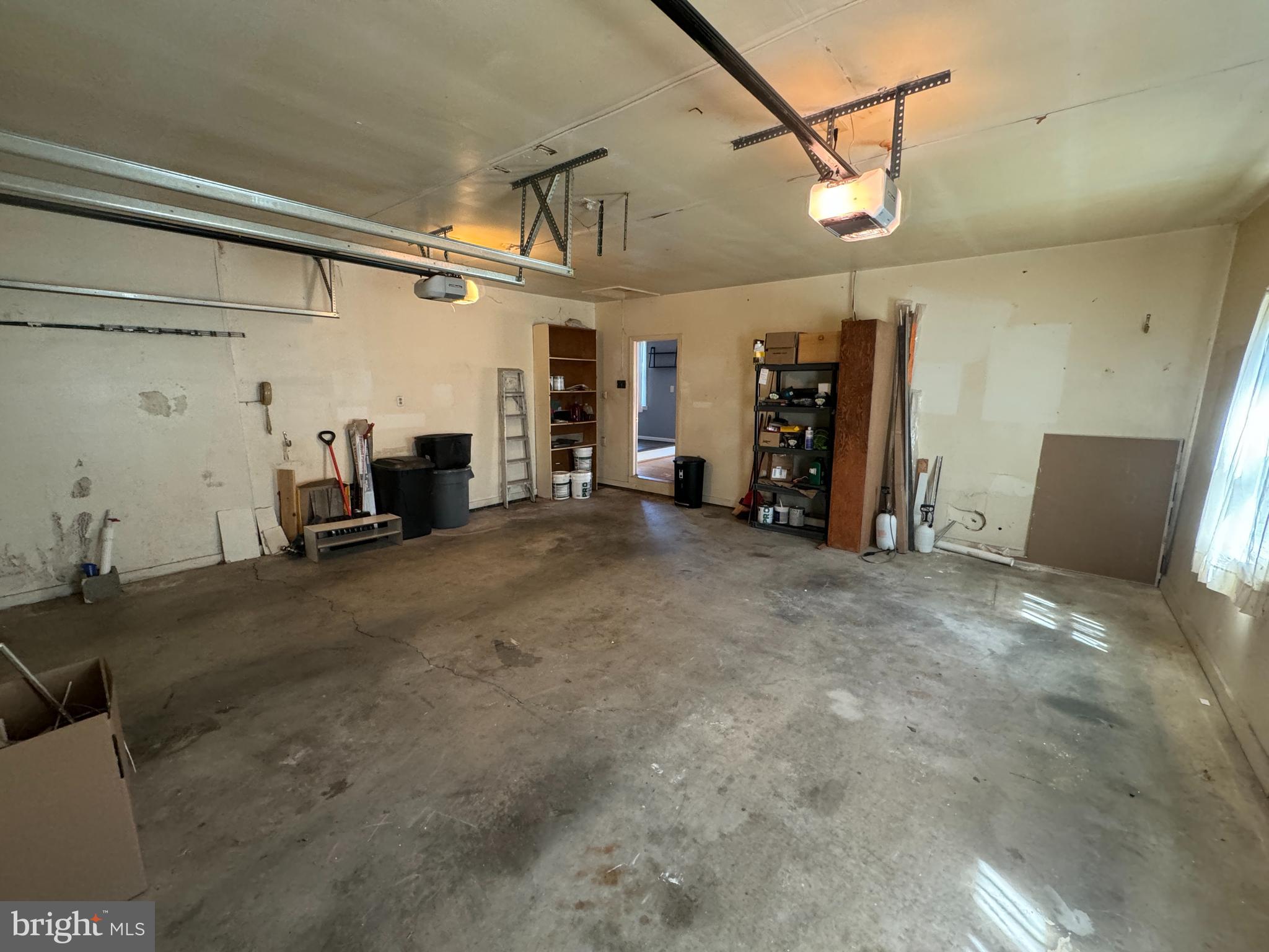 BRIARWOOD - Residential Lease