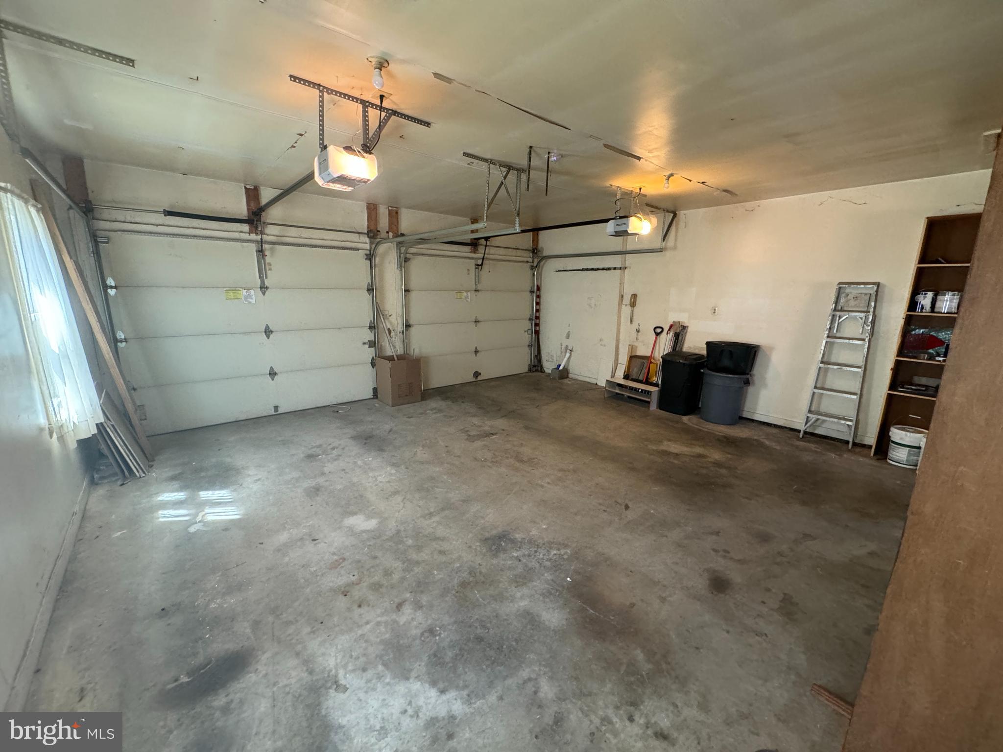 BRIARWOOD - Residential Lease