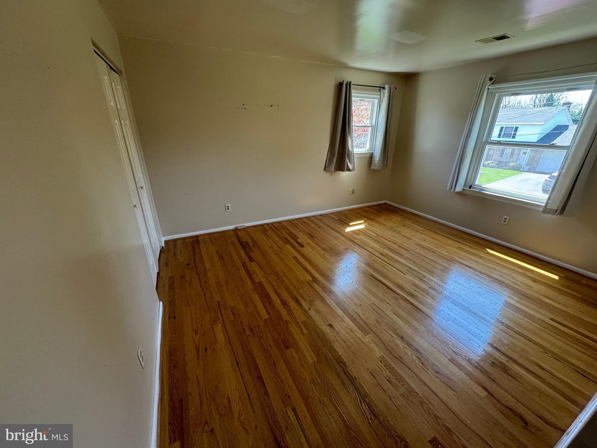 BRIARWOOD - Residential Lease