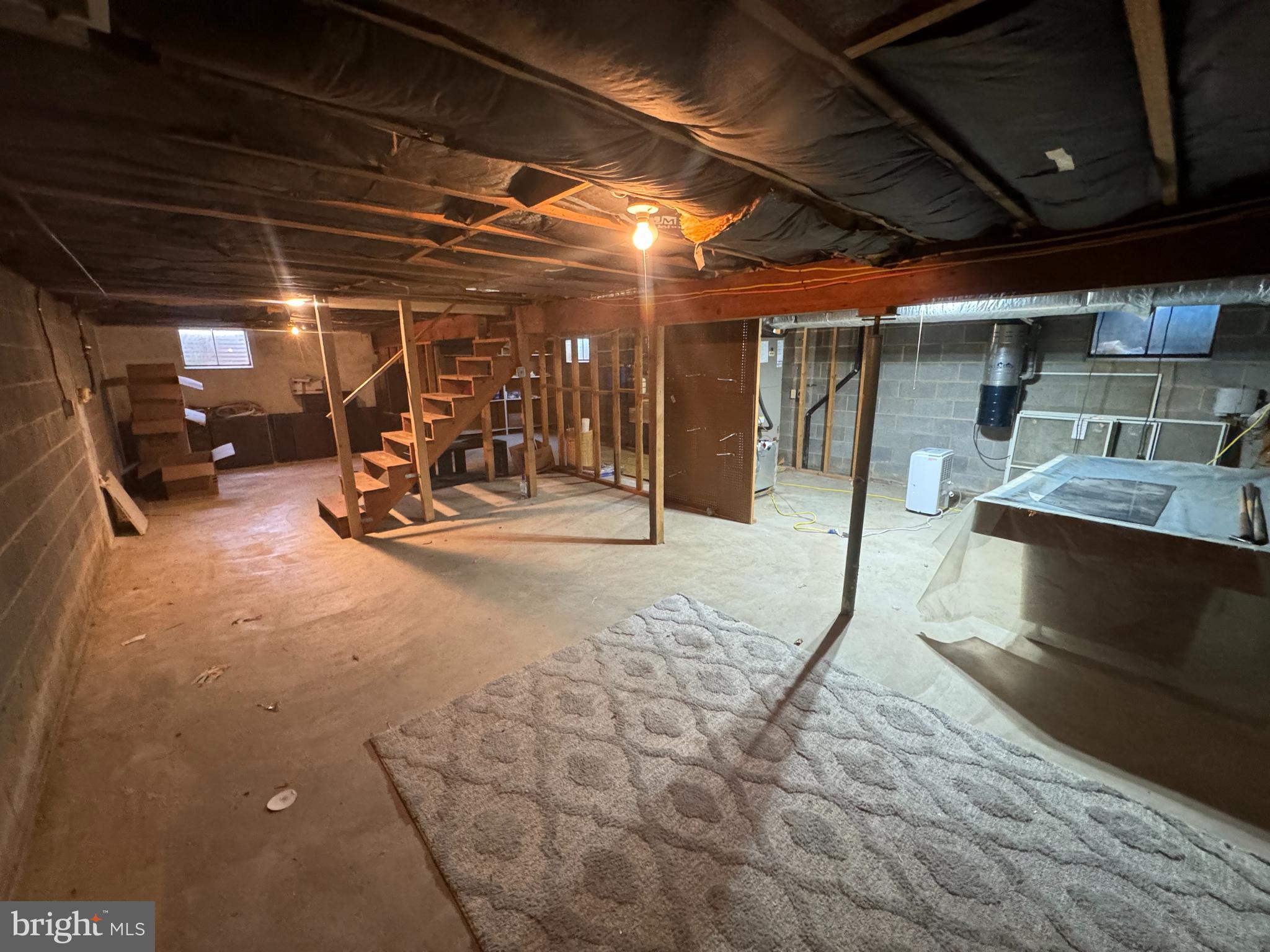 BRIARWOOD - Residential Lease