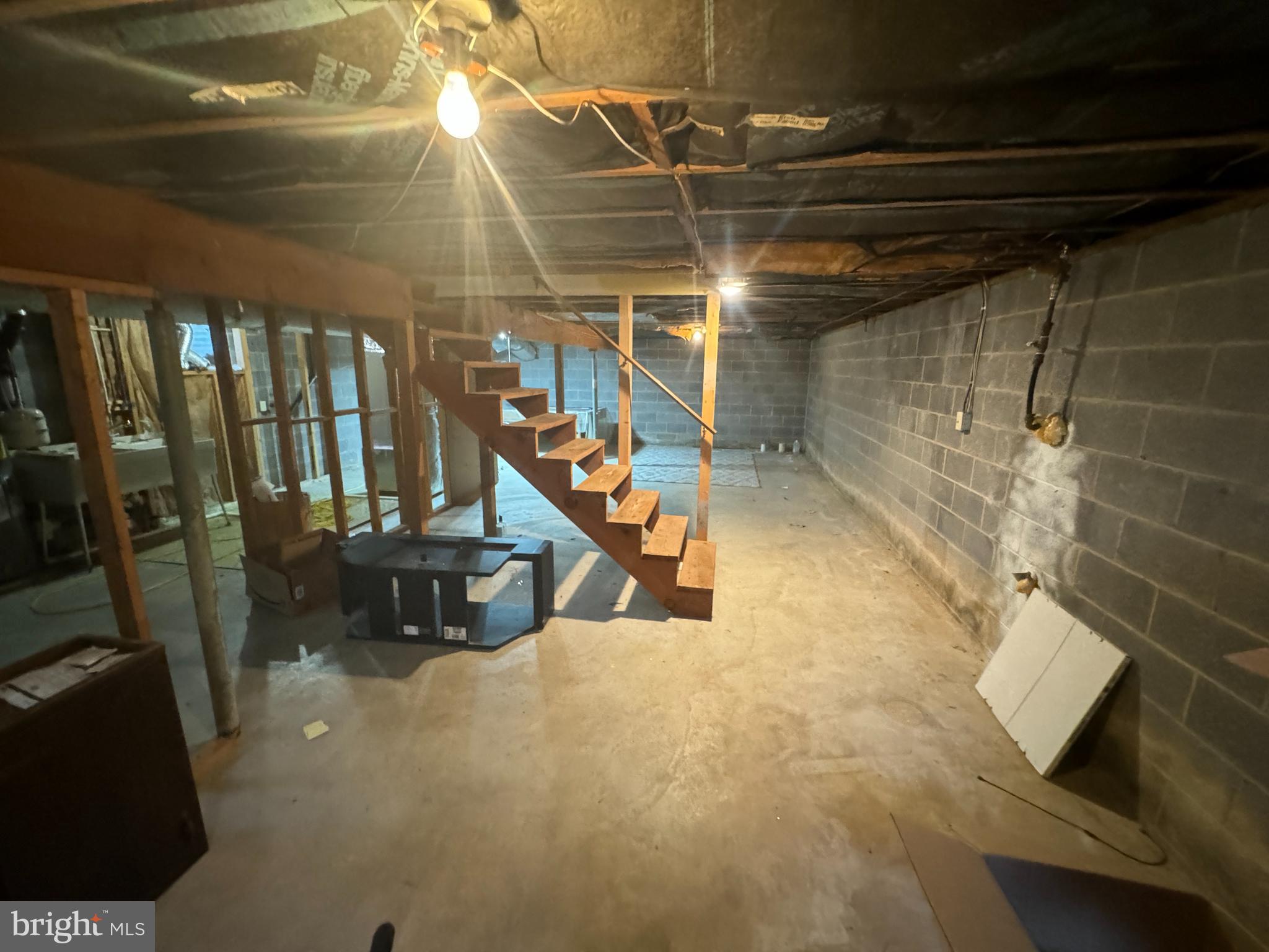 BRIARWOOD - Residential Lease