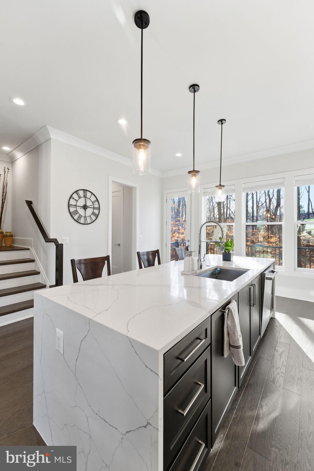 SULLY STATION II - Residential