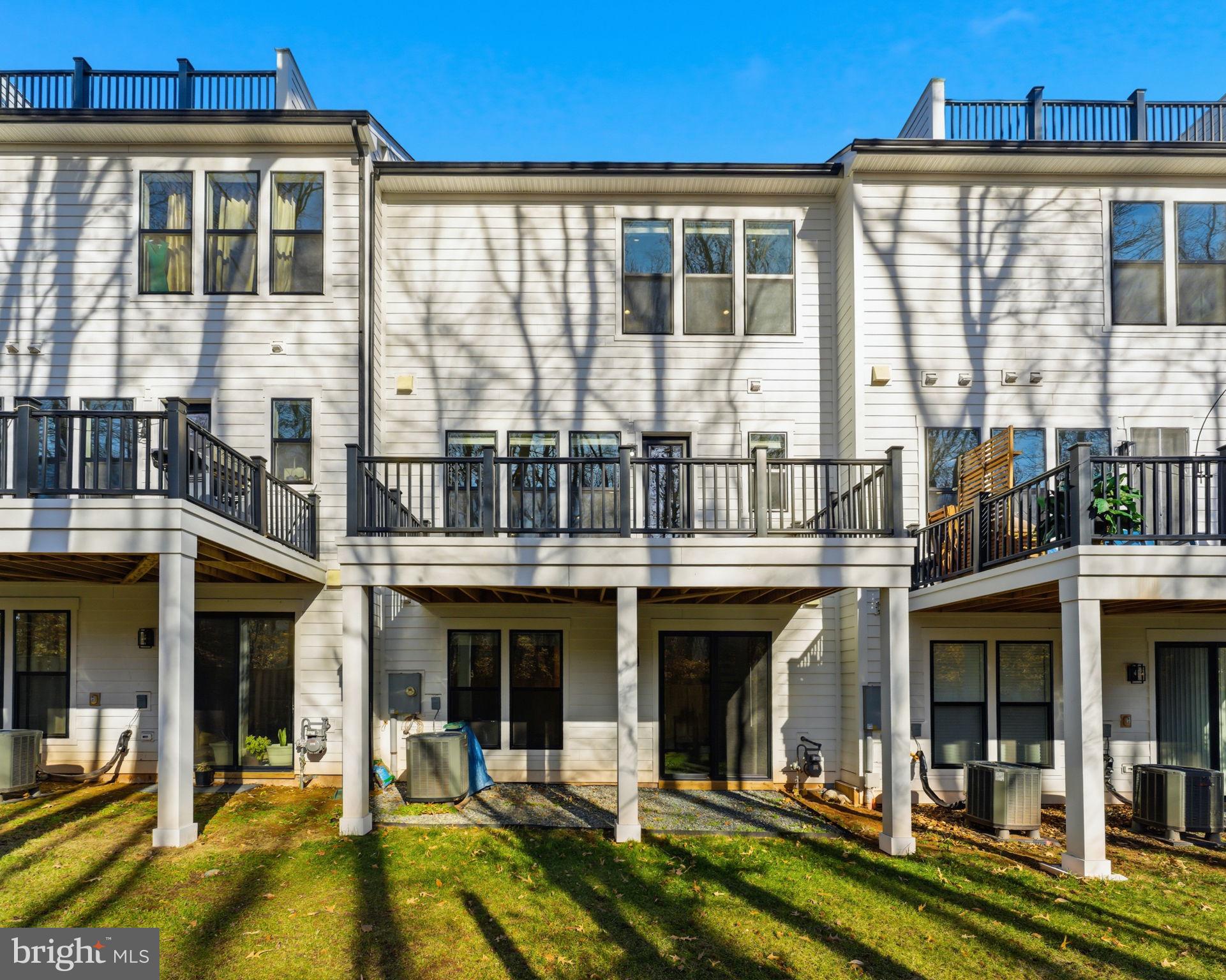 SULLY STATION II - Residential