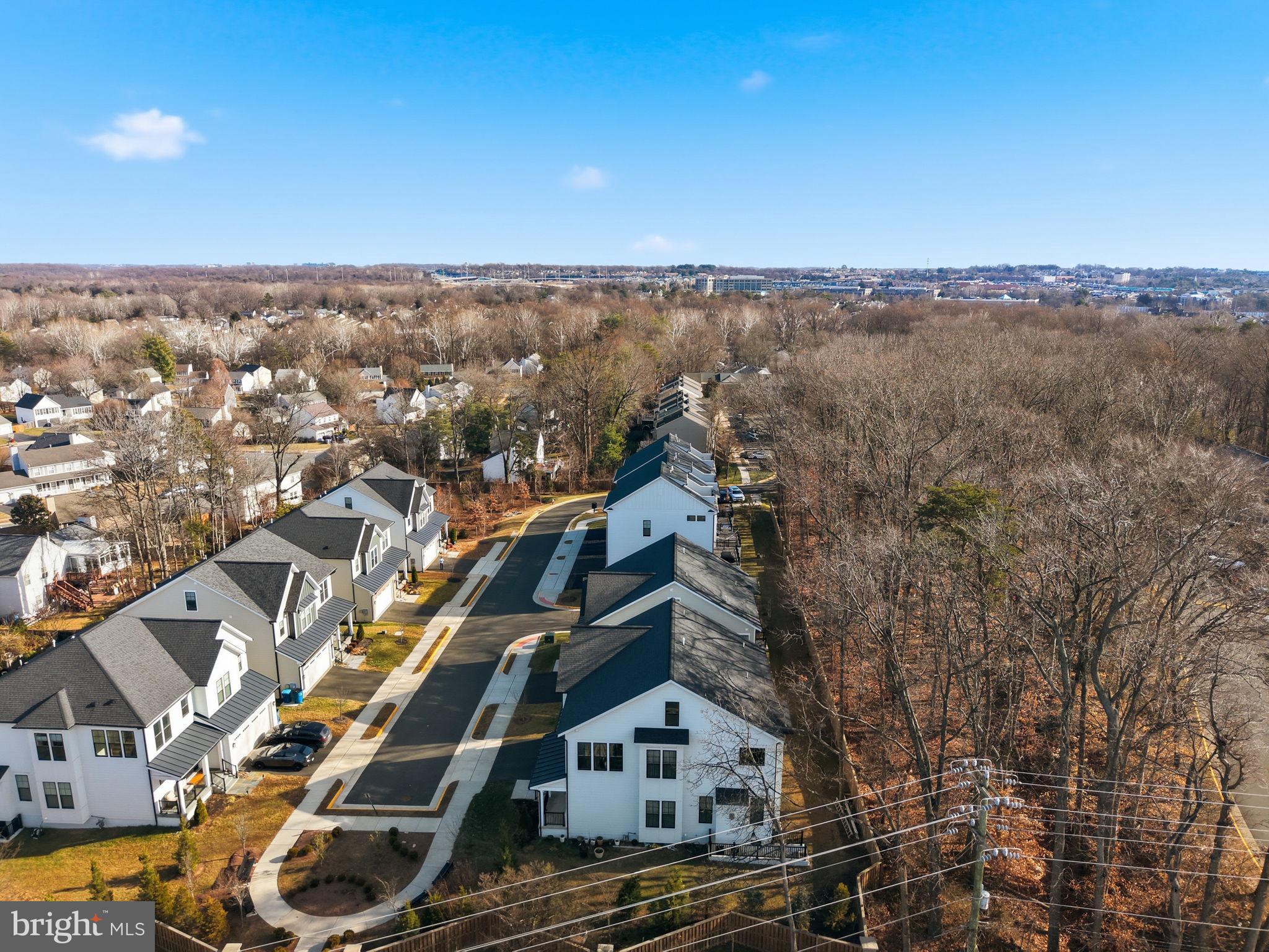 SULLY STATION II - Residential