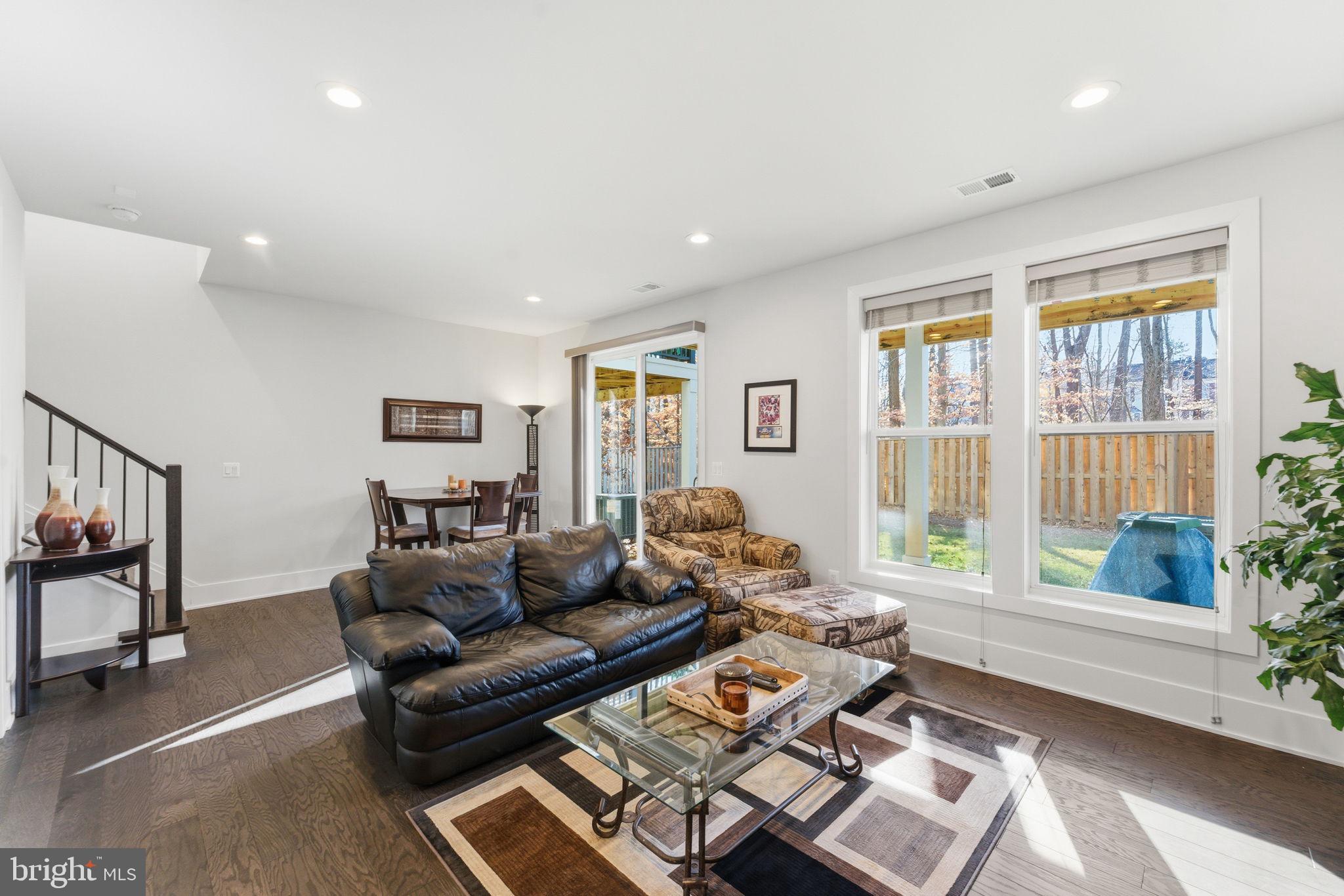 SULLY STATION II - Residential