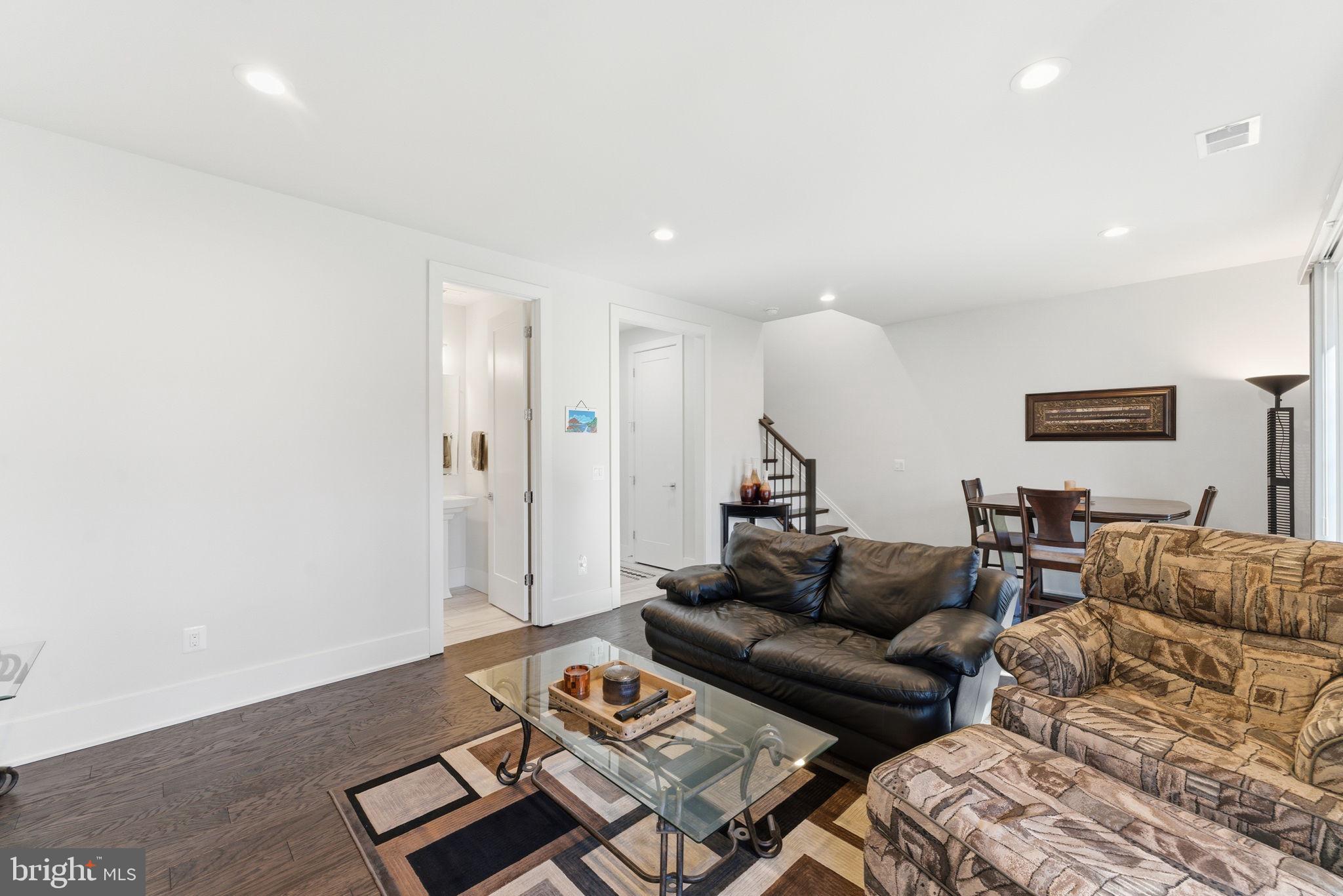 SULLY STATION II - Residential