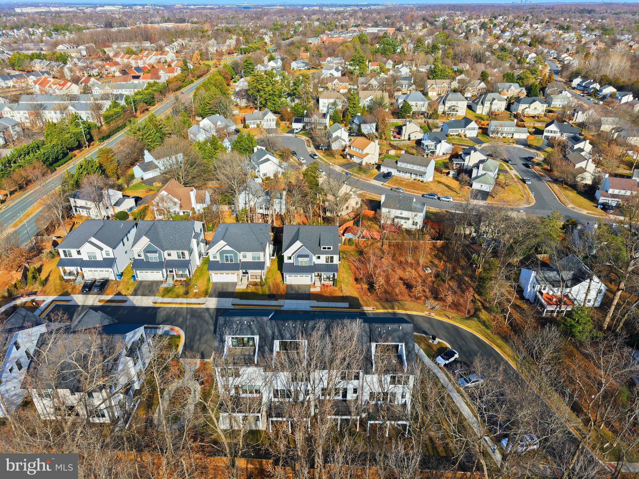 SULLY STATION II - Residential