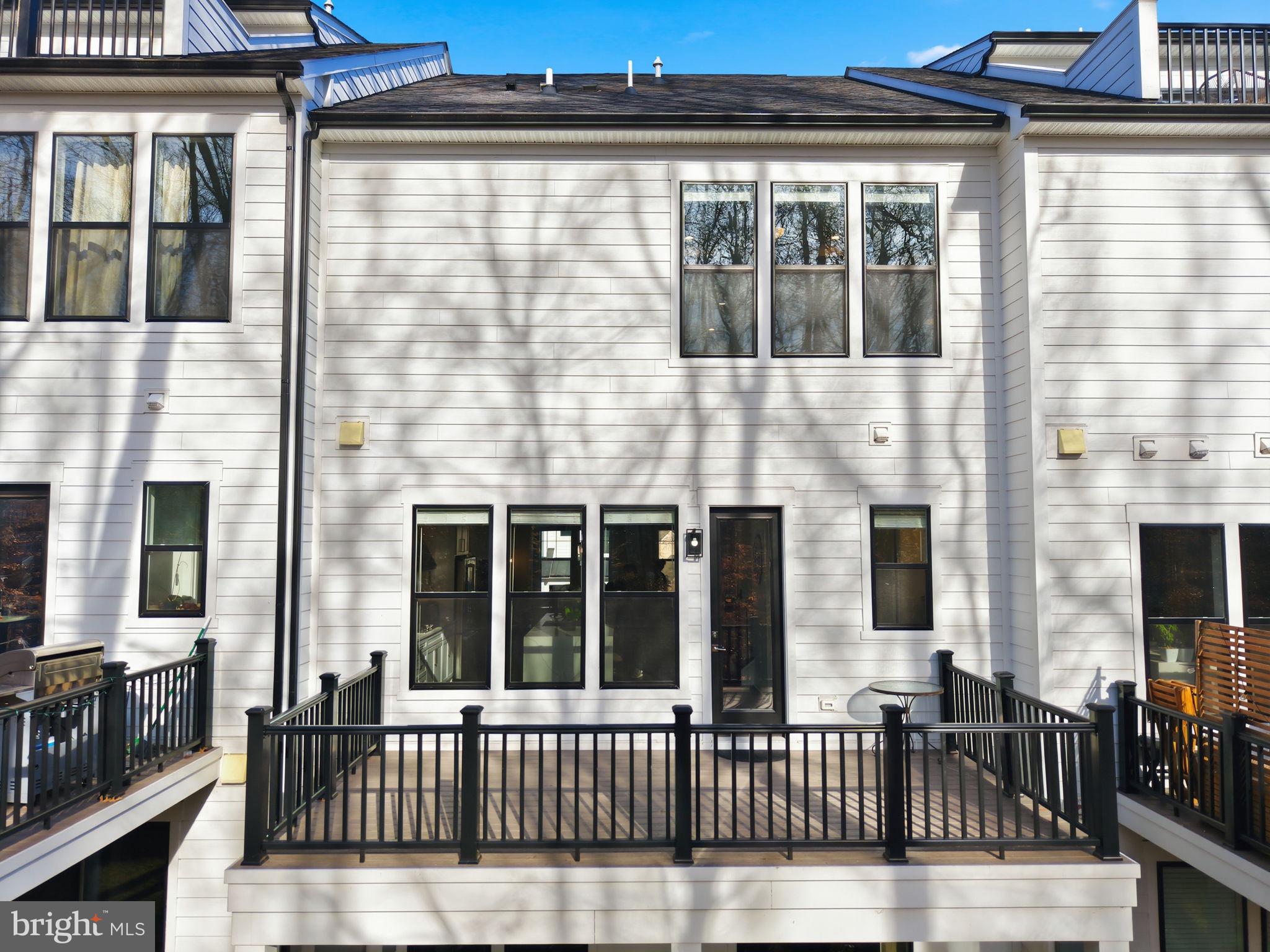 SULLY STATION II - Residential