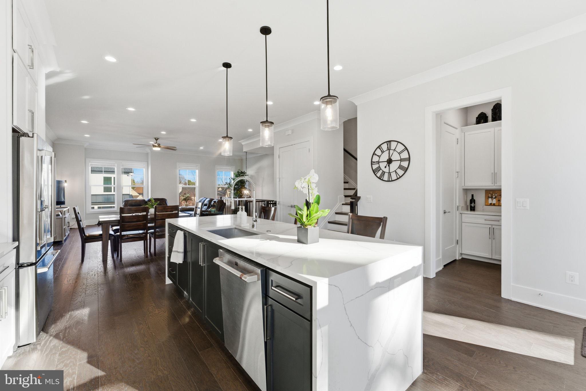 SULLY STATION II - Residential