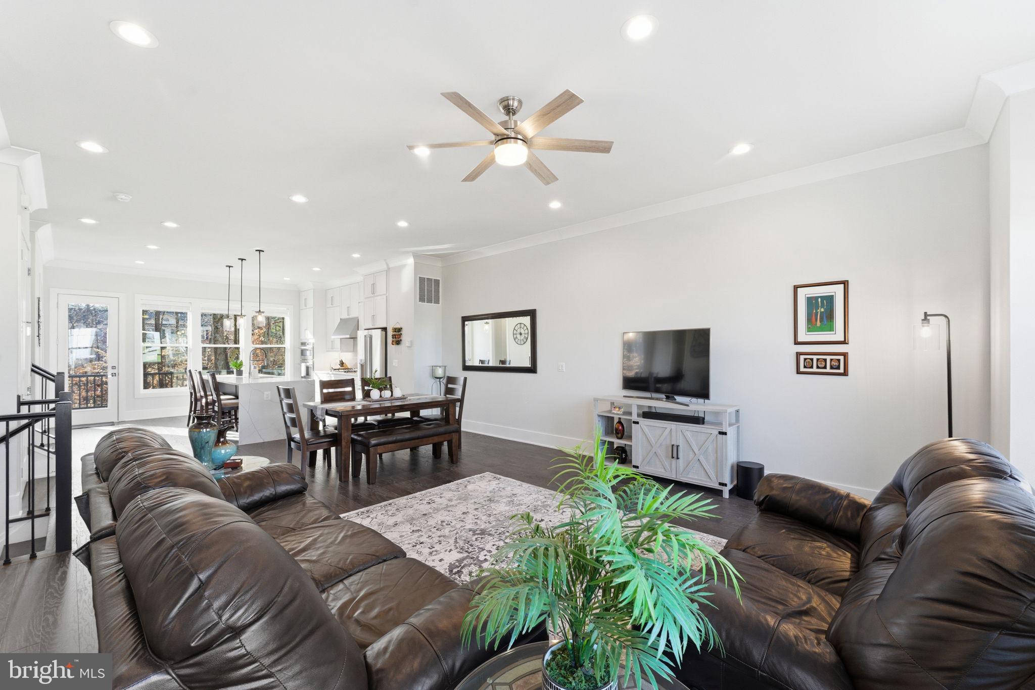 SULLY STATION II - Residential