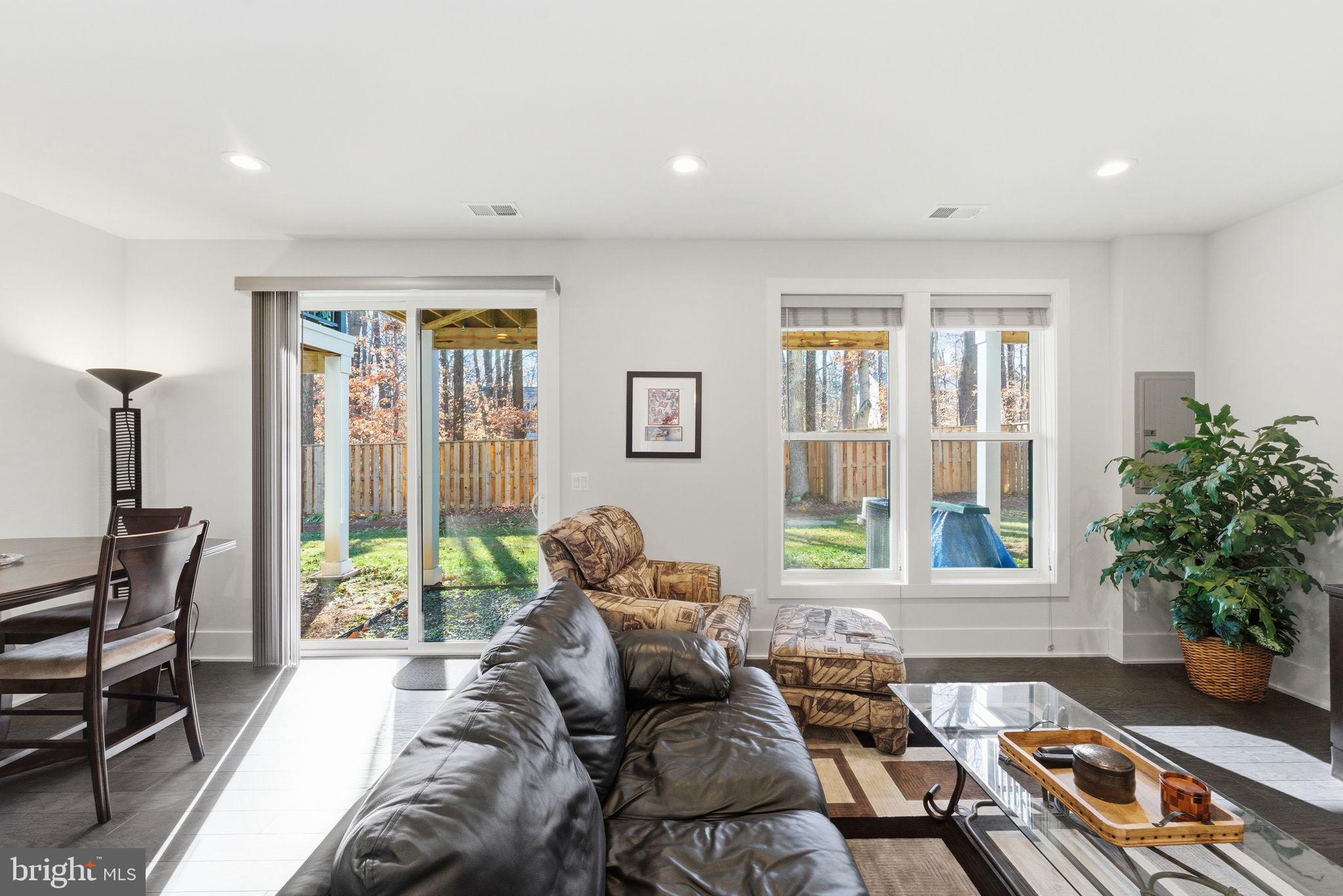 SULLY STATION II - Residential