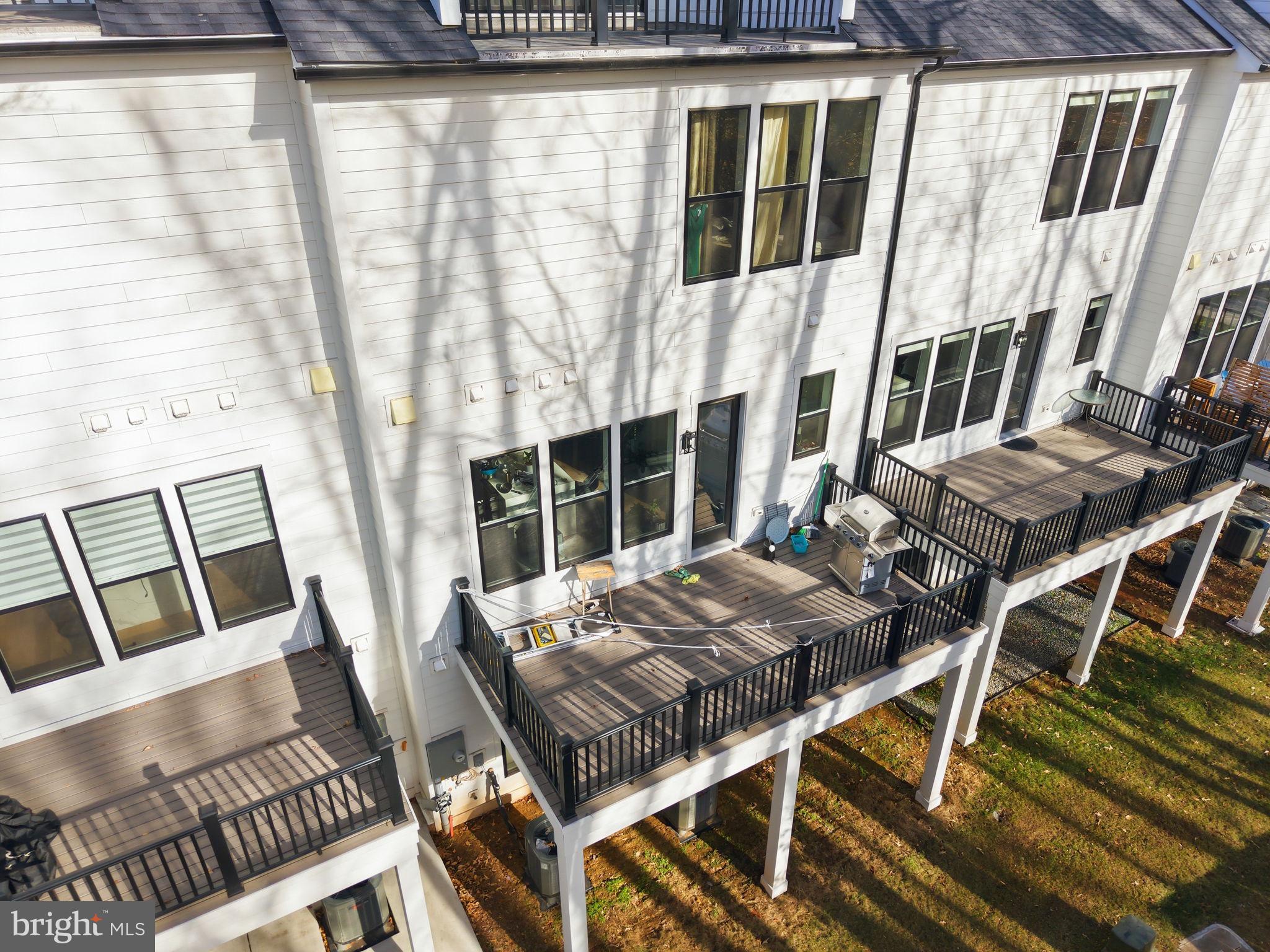 SULLY STATION II - Residential