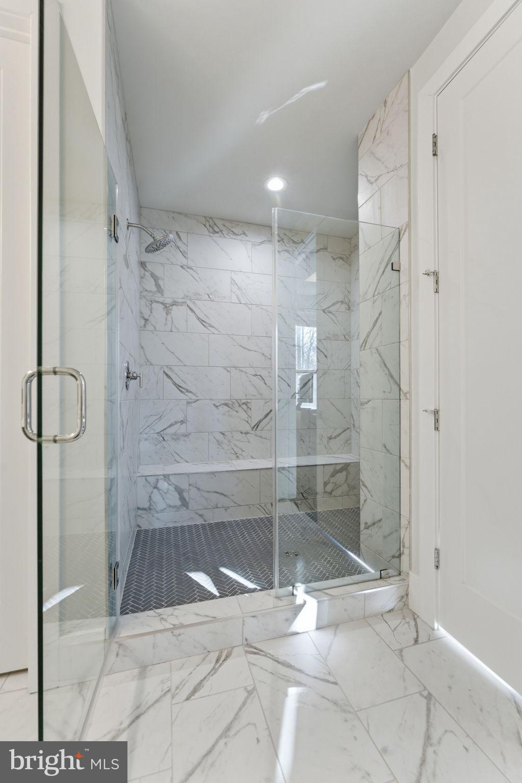 SULLY STATION II - Residential