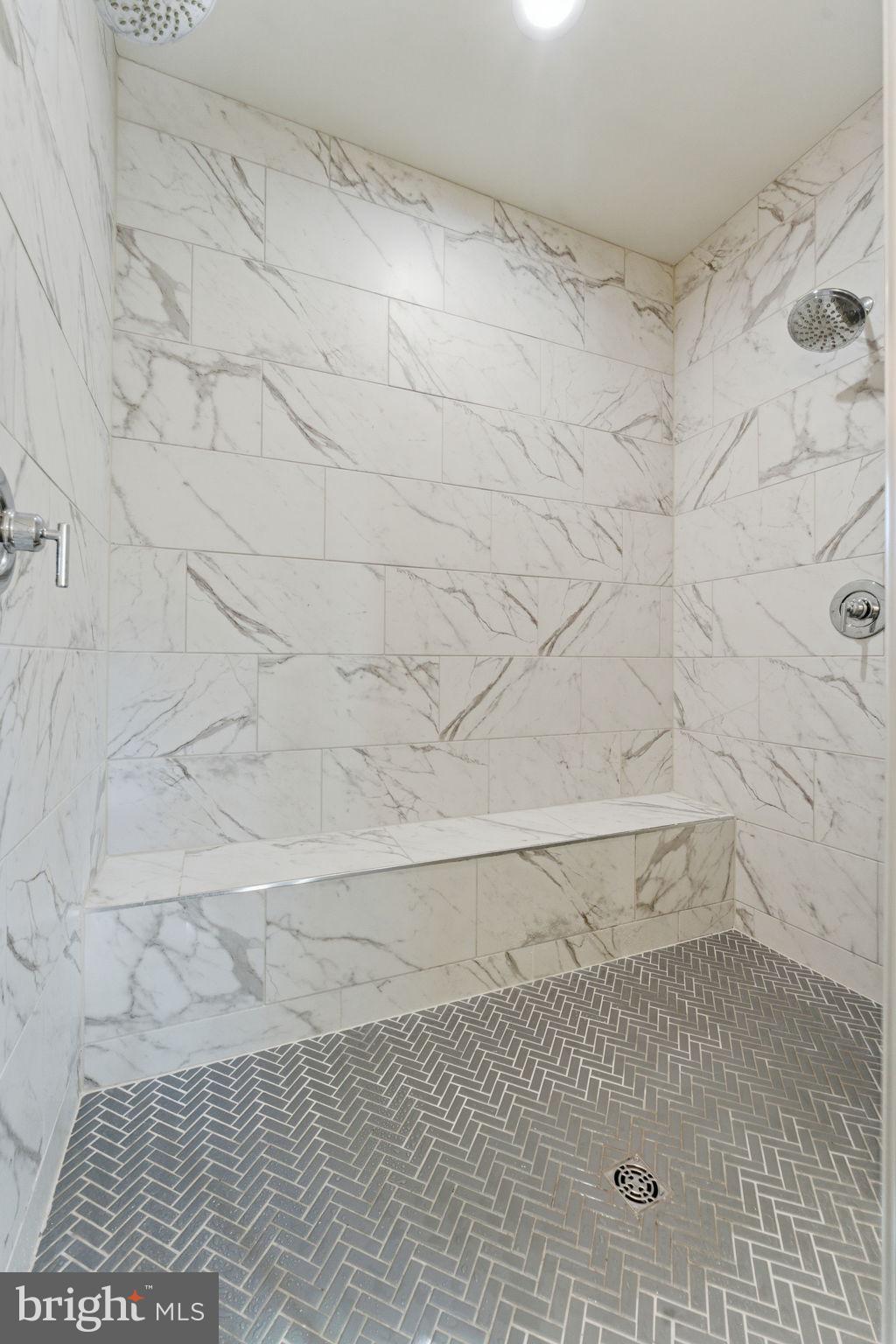 SULLY STATION II - Residential